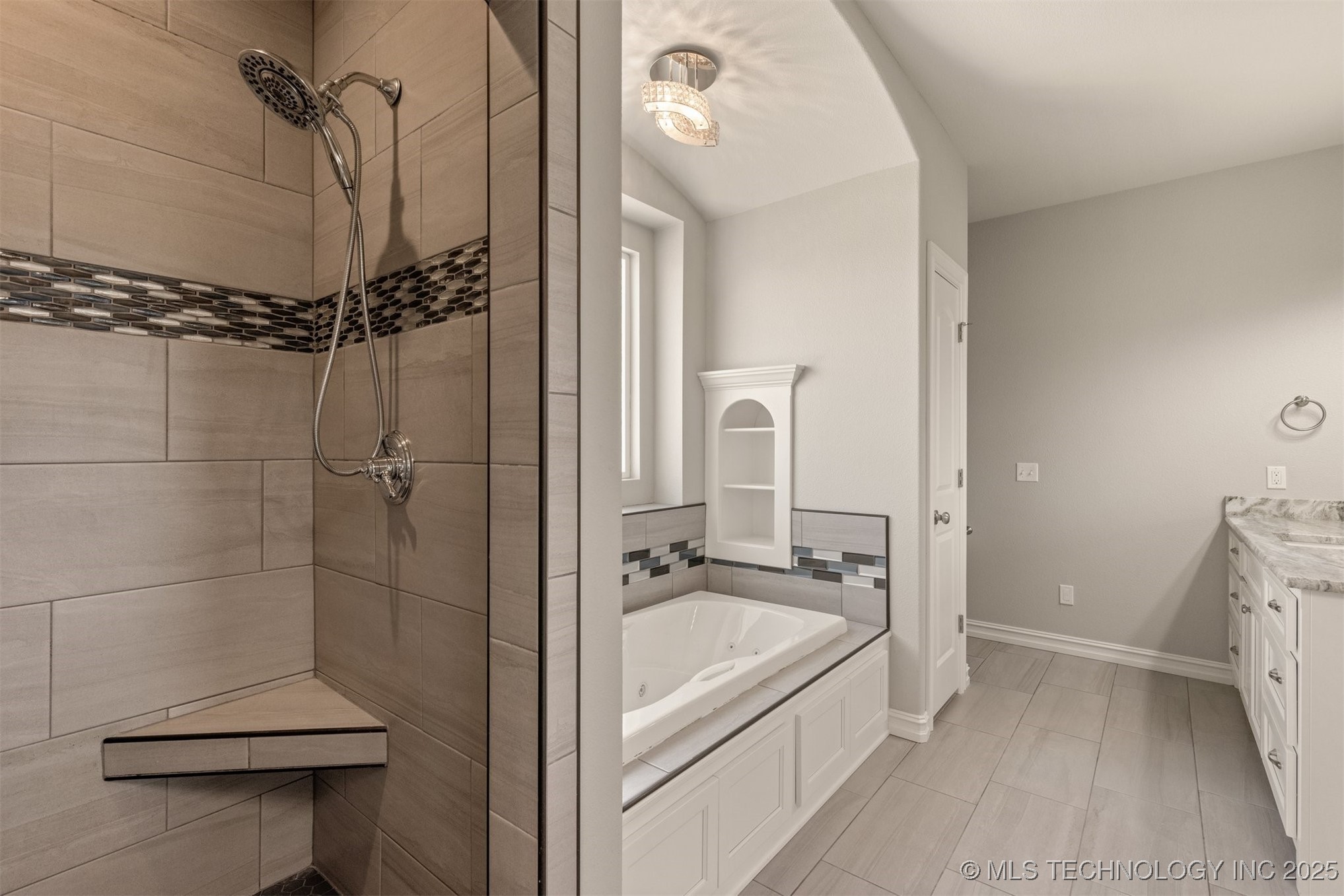 24138 S 4100 Road Property Photo 51