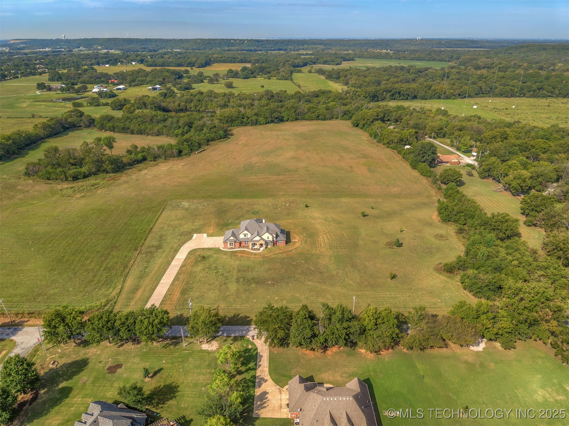 24138 S 4100 Road Property Photo 87