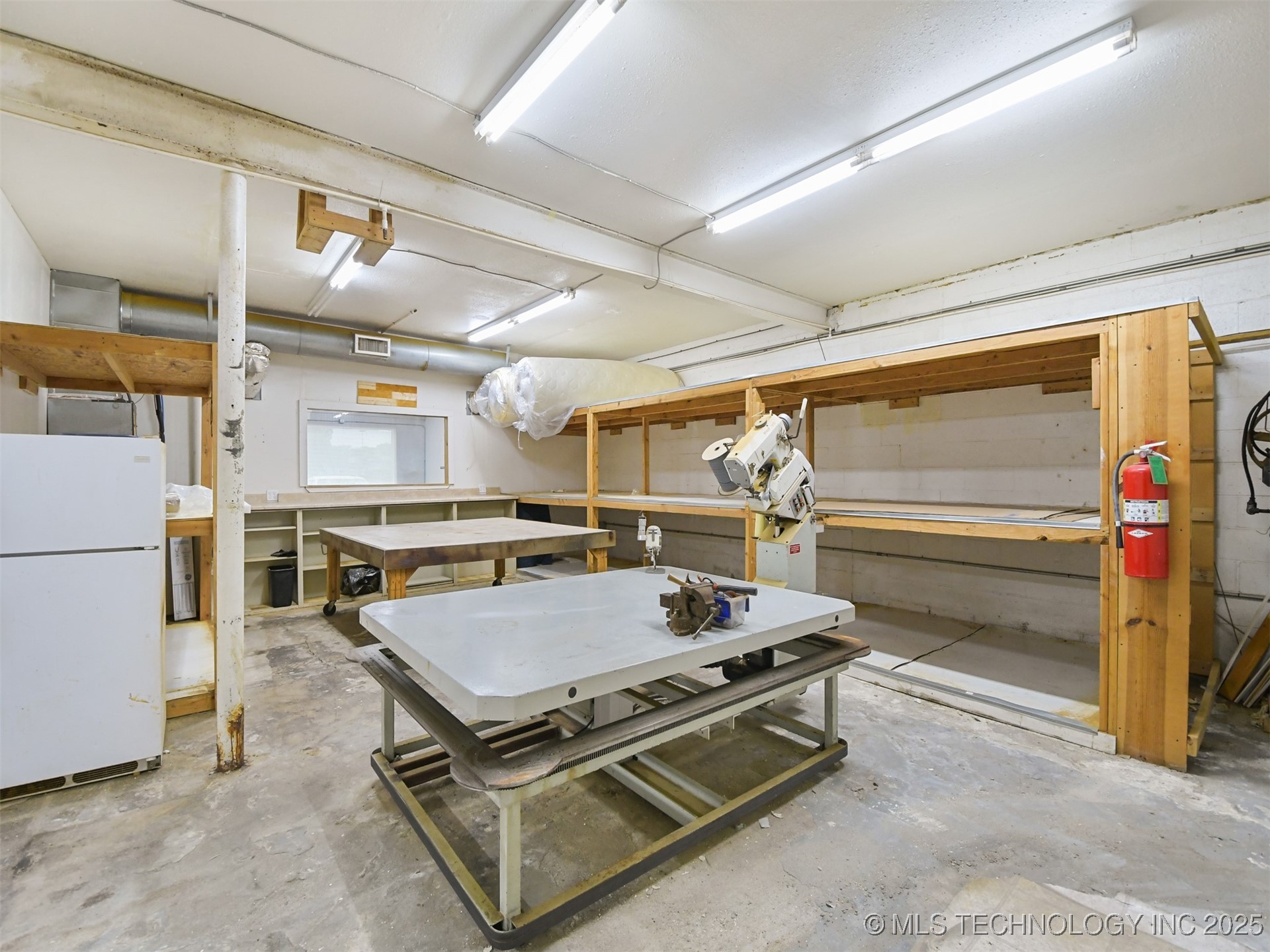 600 N Commerce Street Property Photo 14