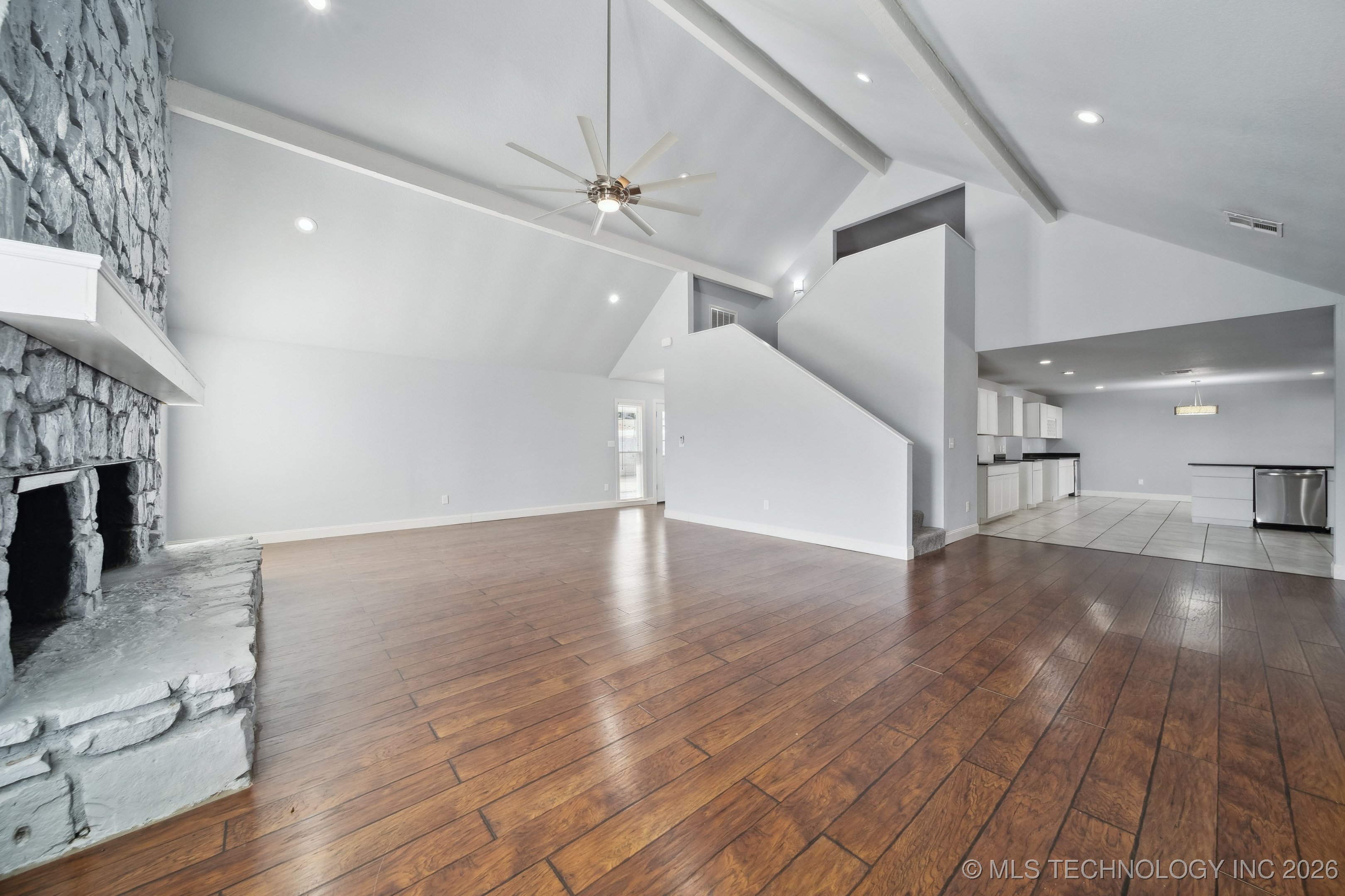 13433 S 125th East Avenue Property Photo 9