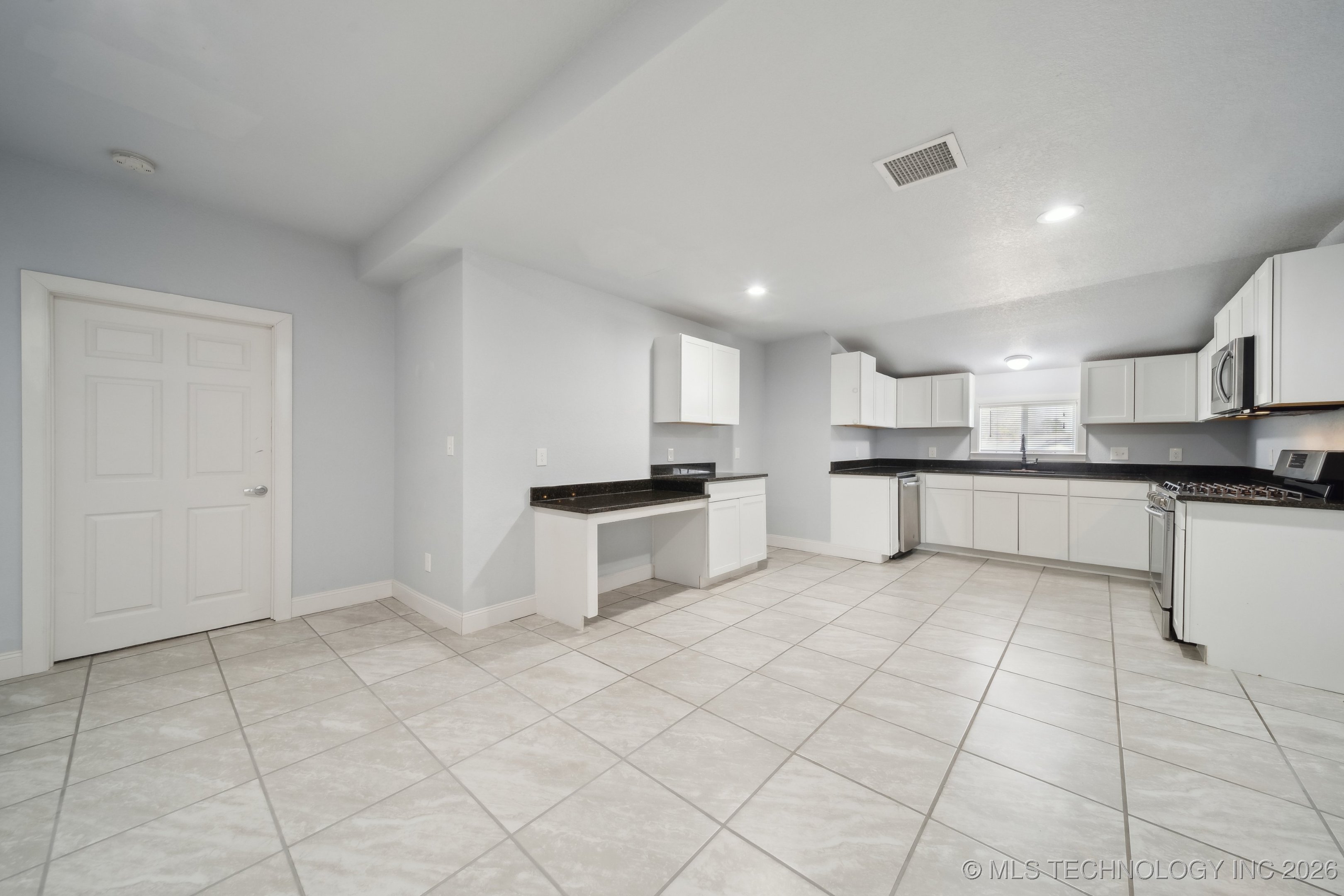 13433 S 125th East Avenue Property Photo 28