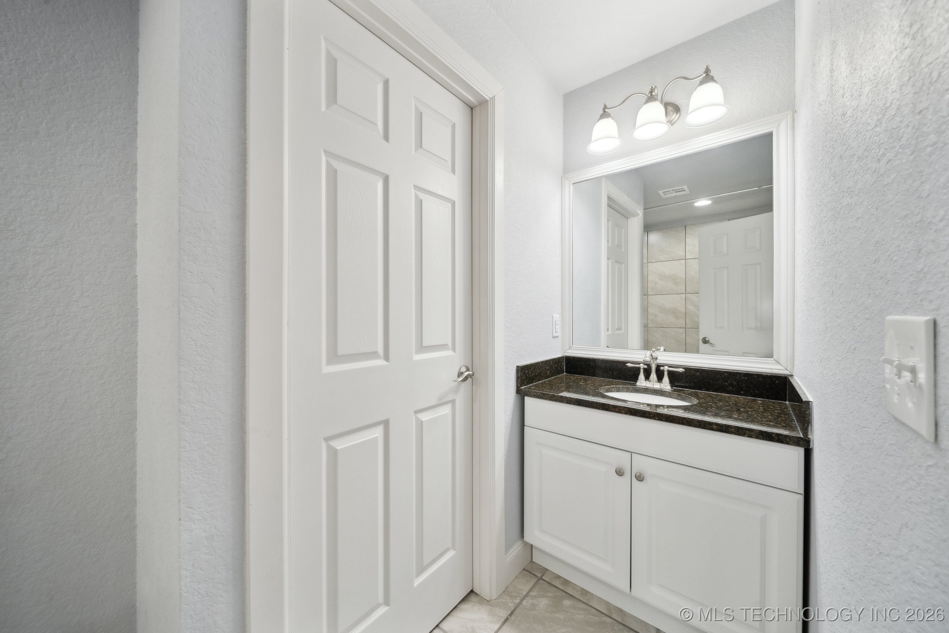 13433 S 125th East Avenue Property Photo 34