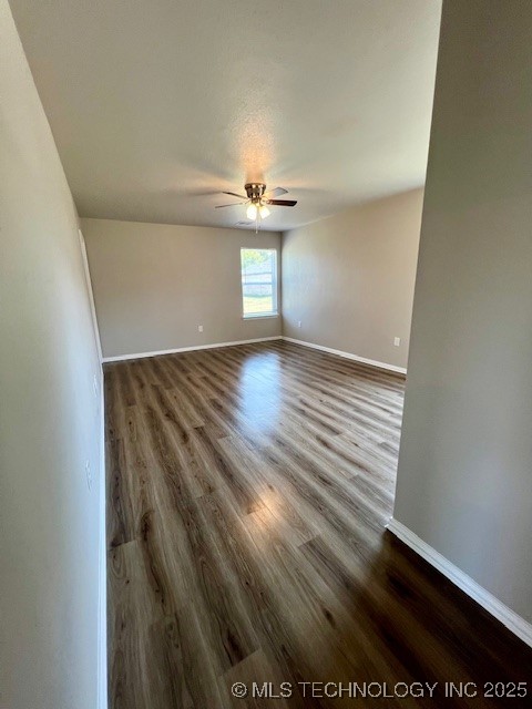 712 Pemberly Property Photo 8