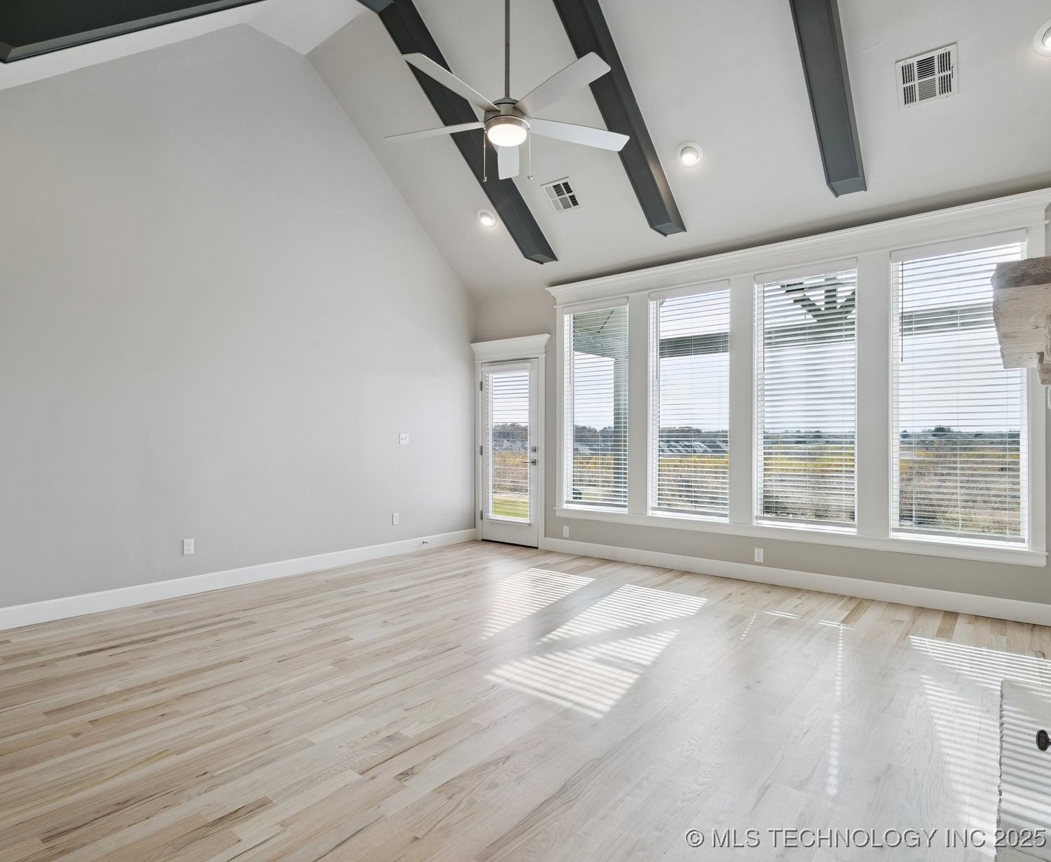 2719 W Van Buren Court Property Photo 7