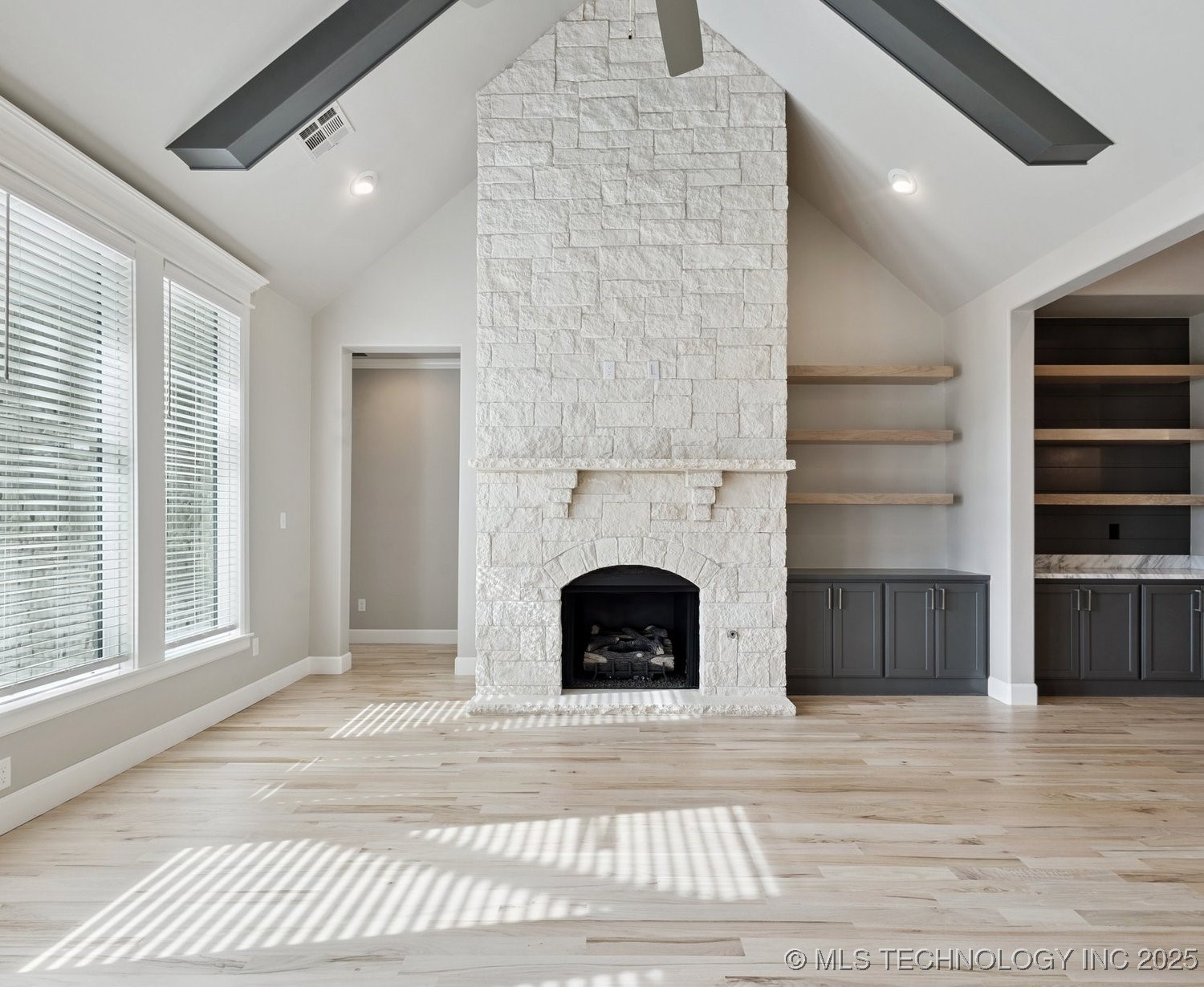 2719 W Van Buren Court Property Photo 8