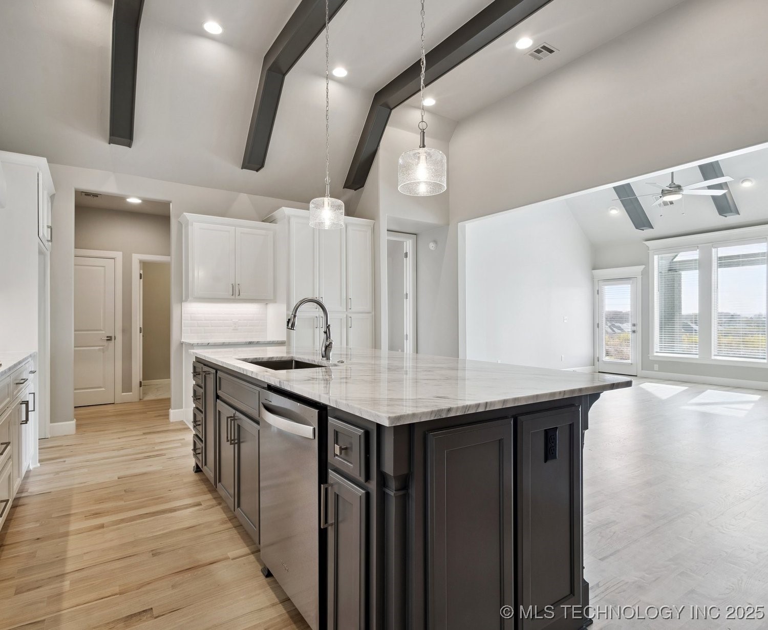 2719 W Van Buren Court Property Photo 13