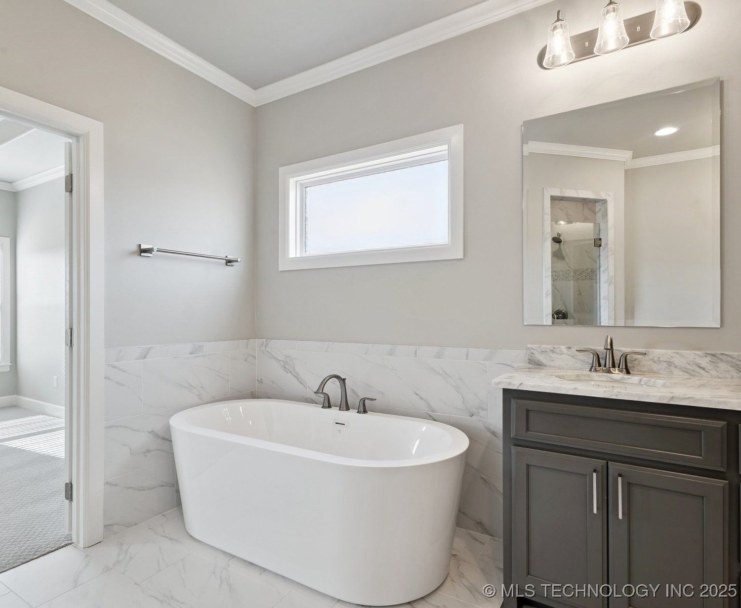 2719 W Van Buren Court Property Photo 17