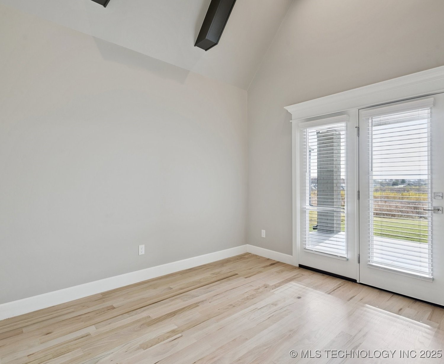 2719 W Van Buren Court Property Photo 25