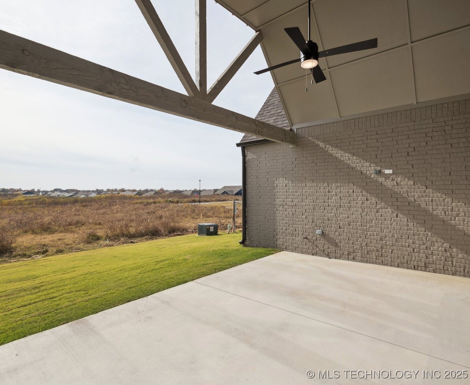 2719 W Van Buren Court Property Photo 33