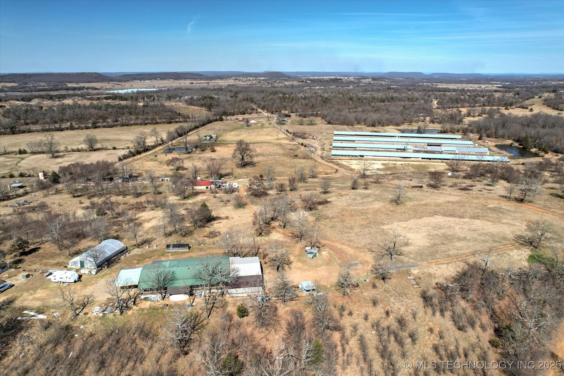 40646 S Hwy 26 E D Property Photo 4