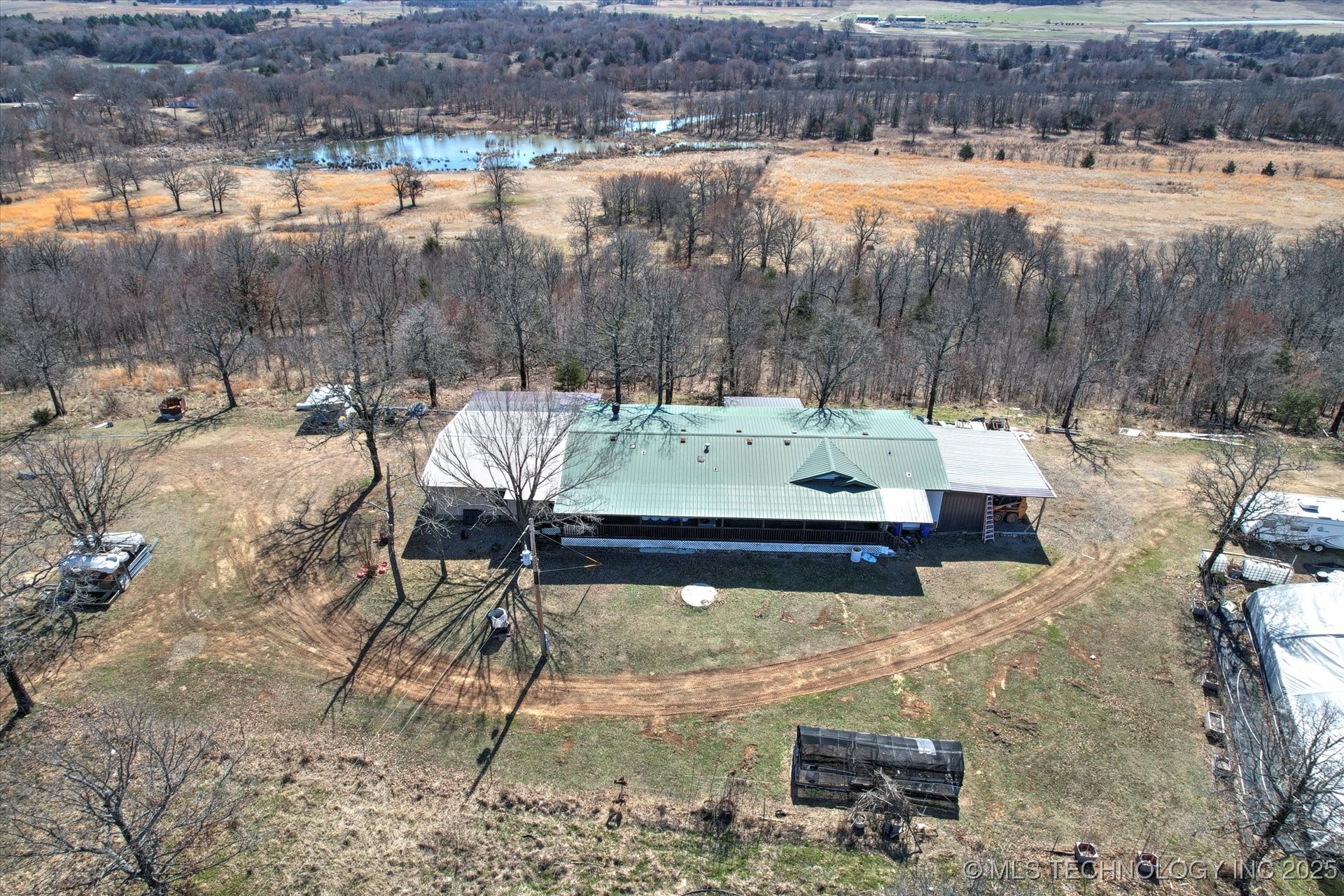 40646 S Hwy 26 E D Property Photo 6