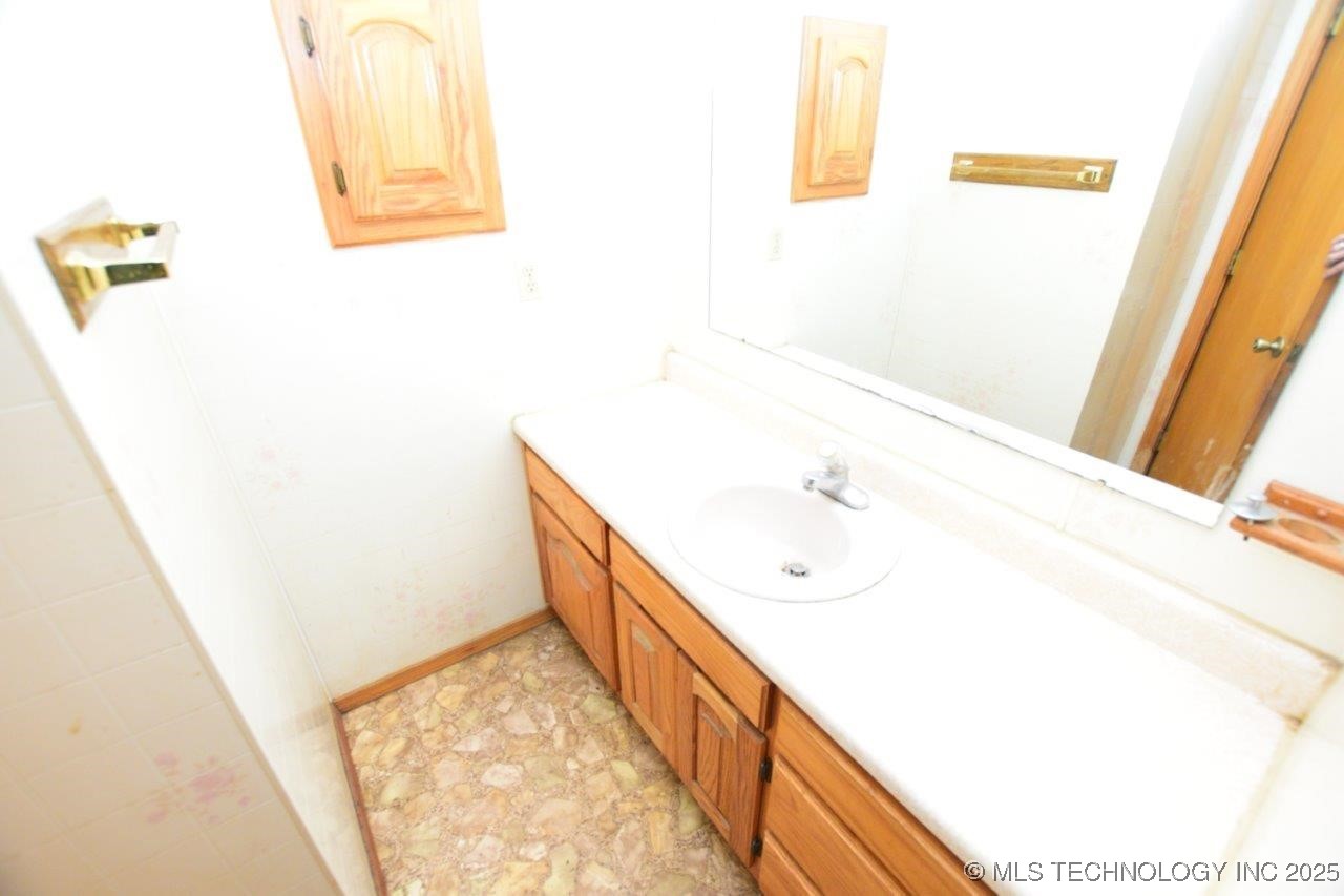 66910 S 4655 Road Property Photo 25
