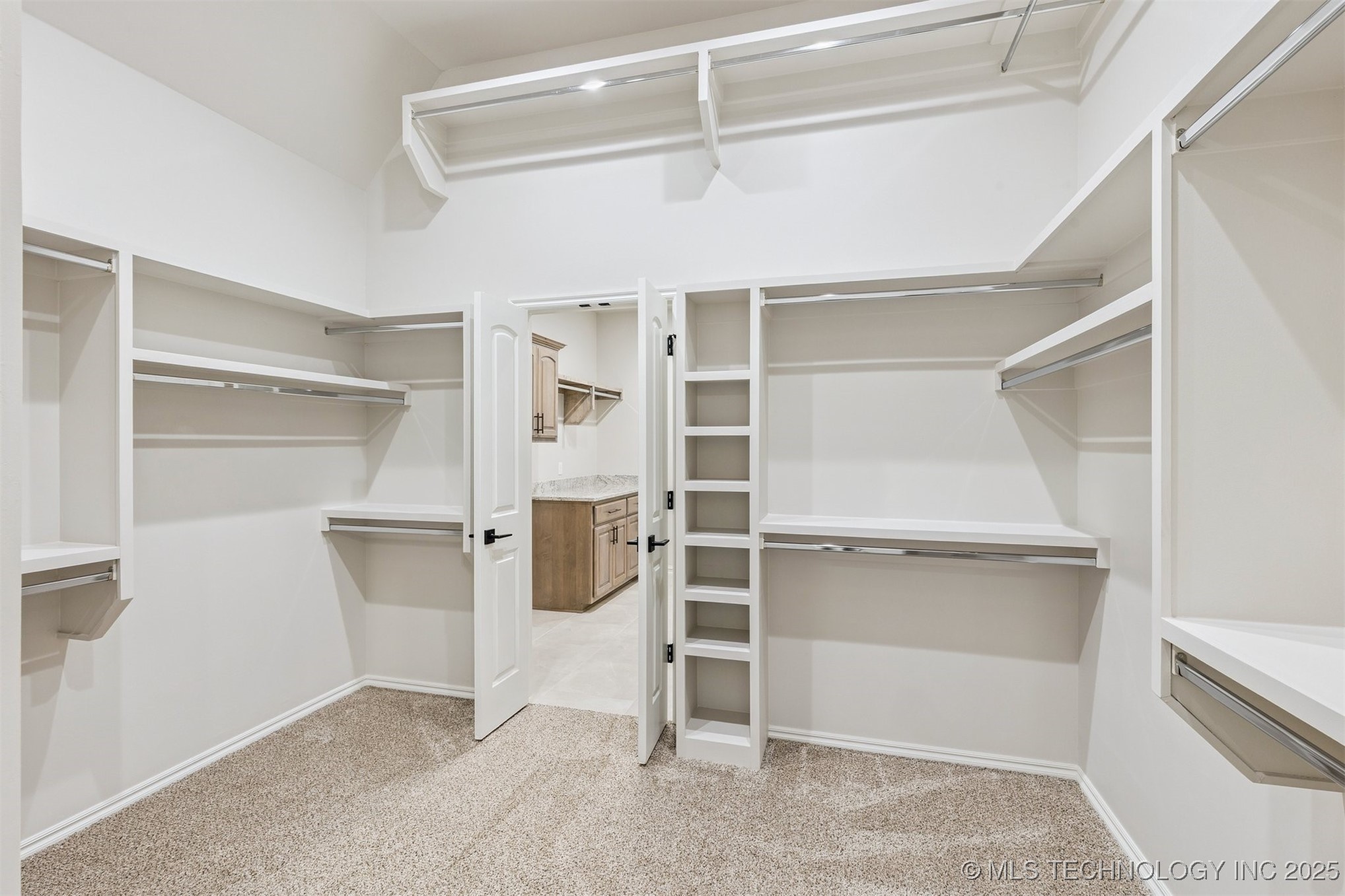 712 E 149th Street S Property Photo 24