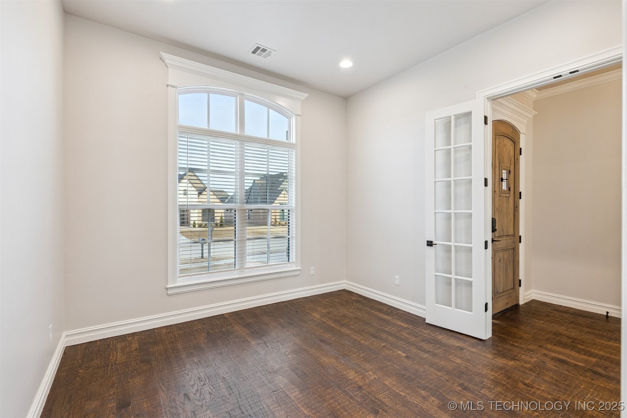 712 E 149th Street S Property Photo 31