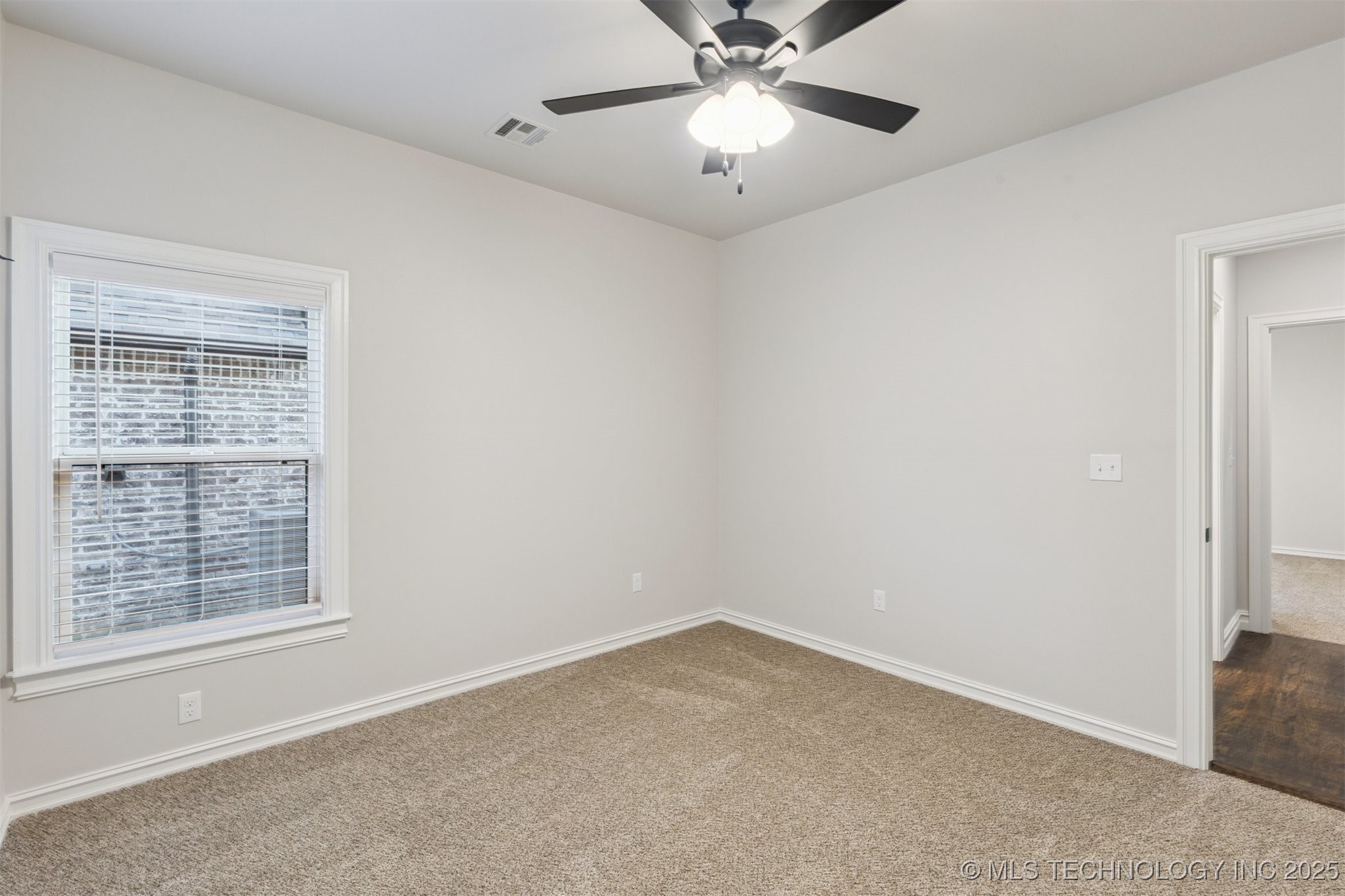 712 E 149th Street S Property Photo 36