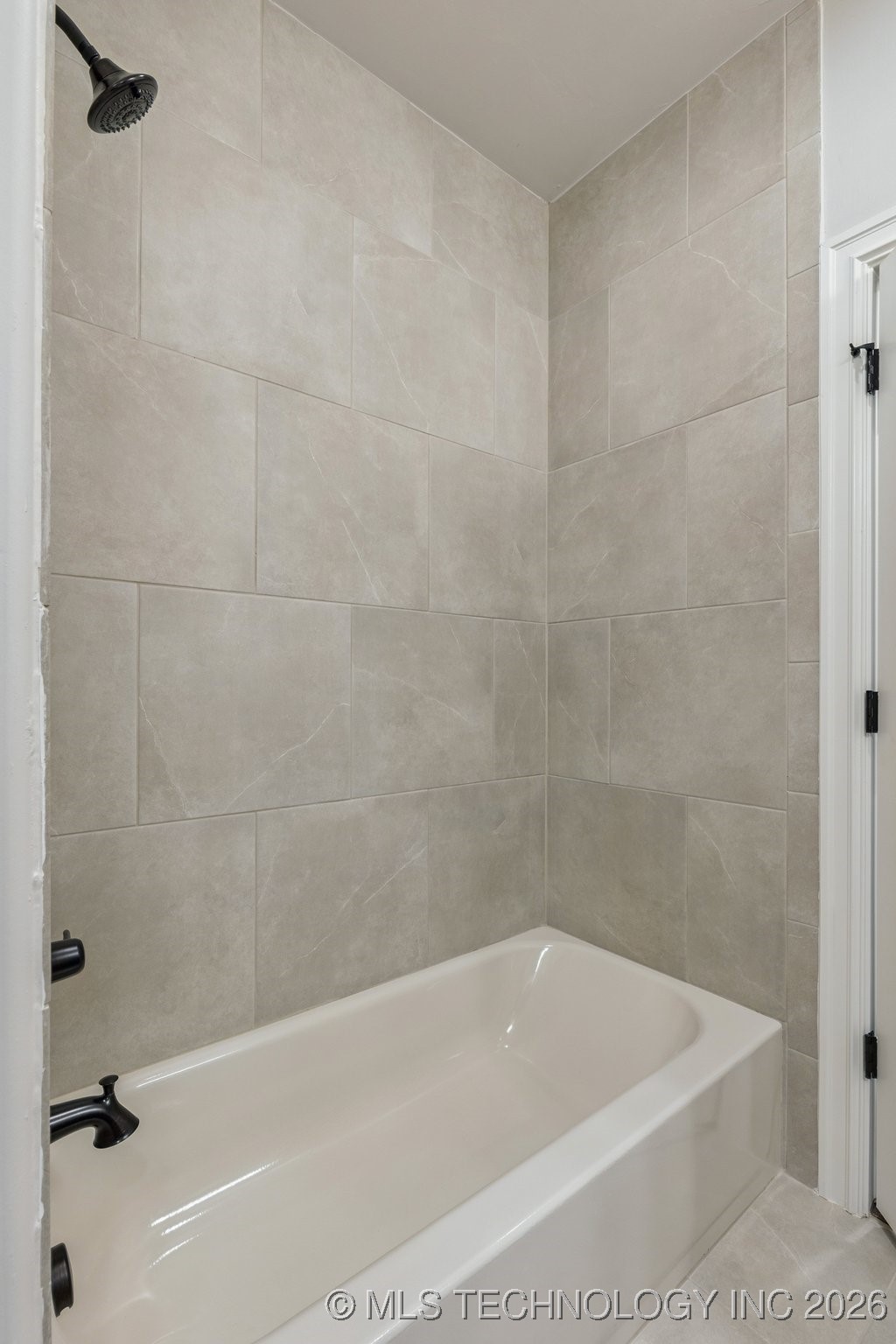 712 E 149th Street S Property Photo 41