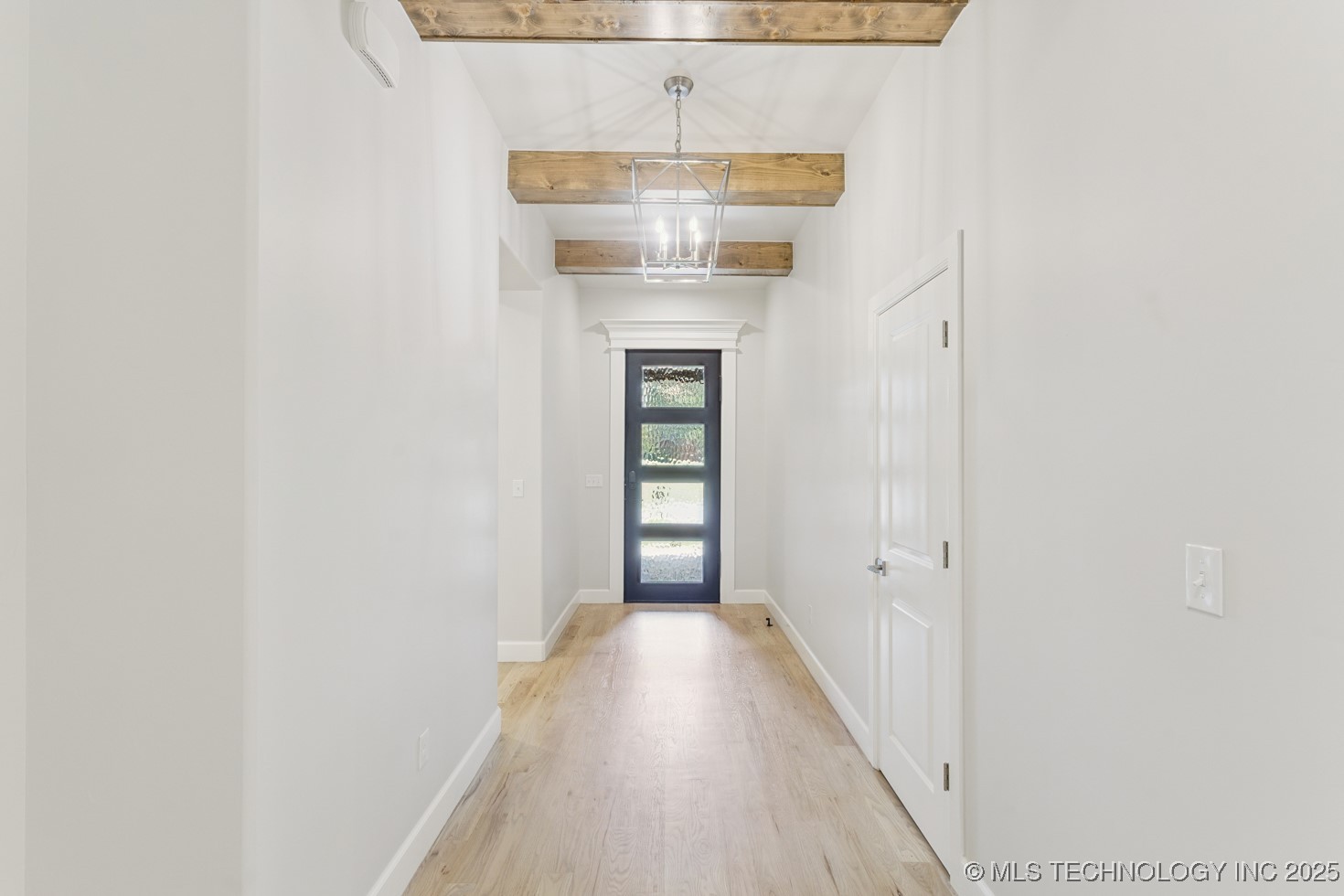 3922 S Dogwood Place Property Photo 2