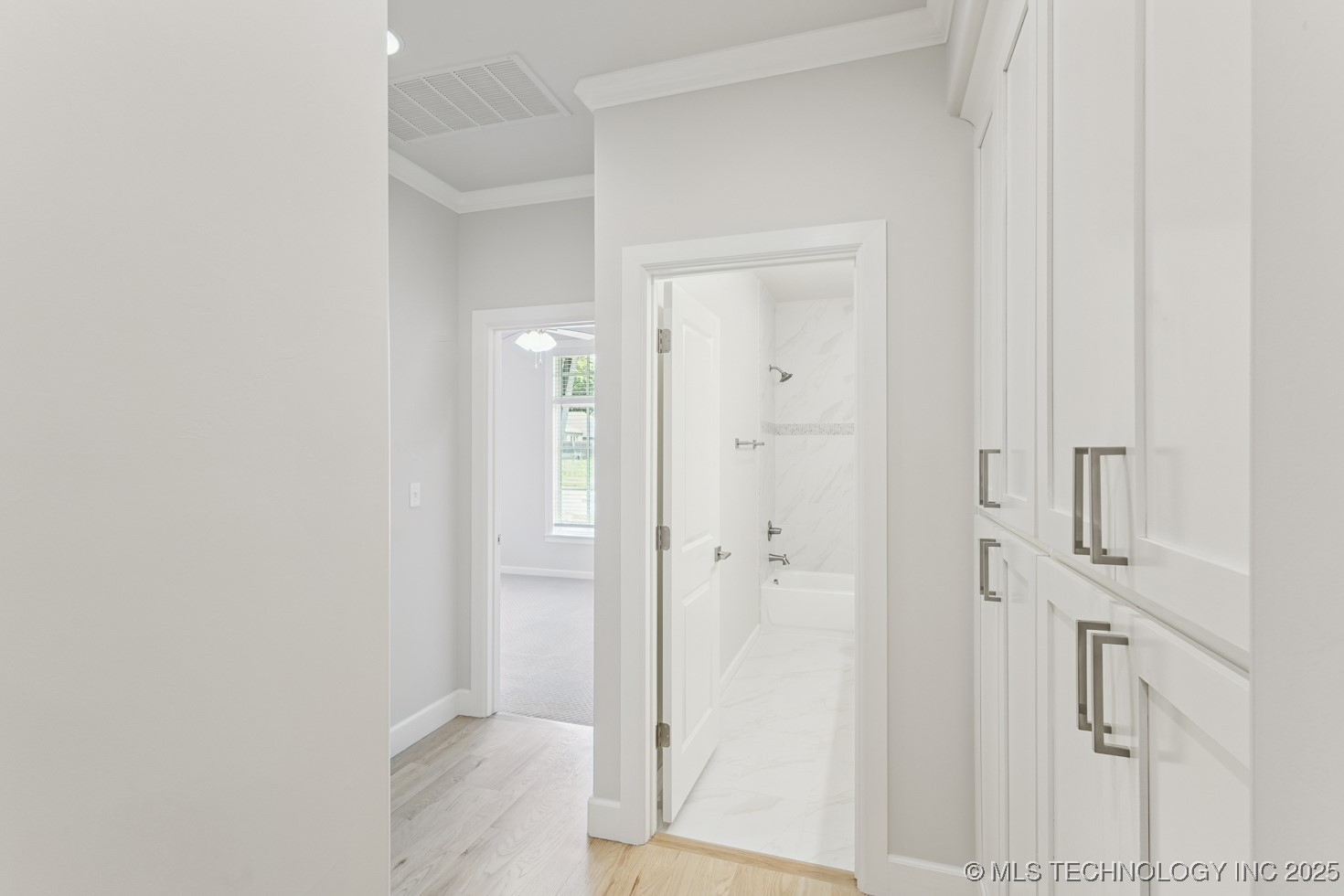 3922 S Dogwood Place Property Photo 4