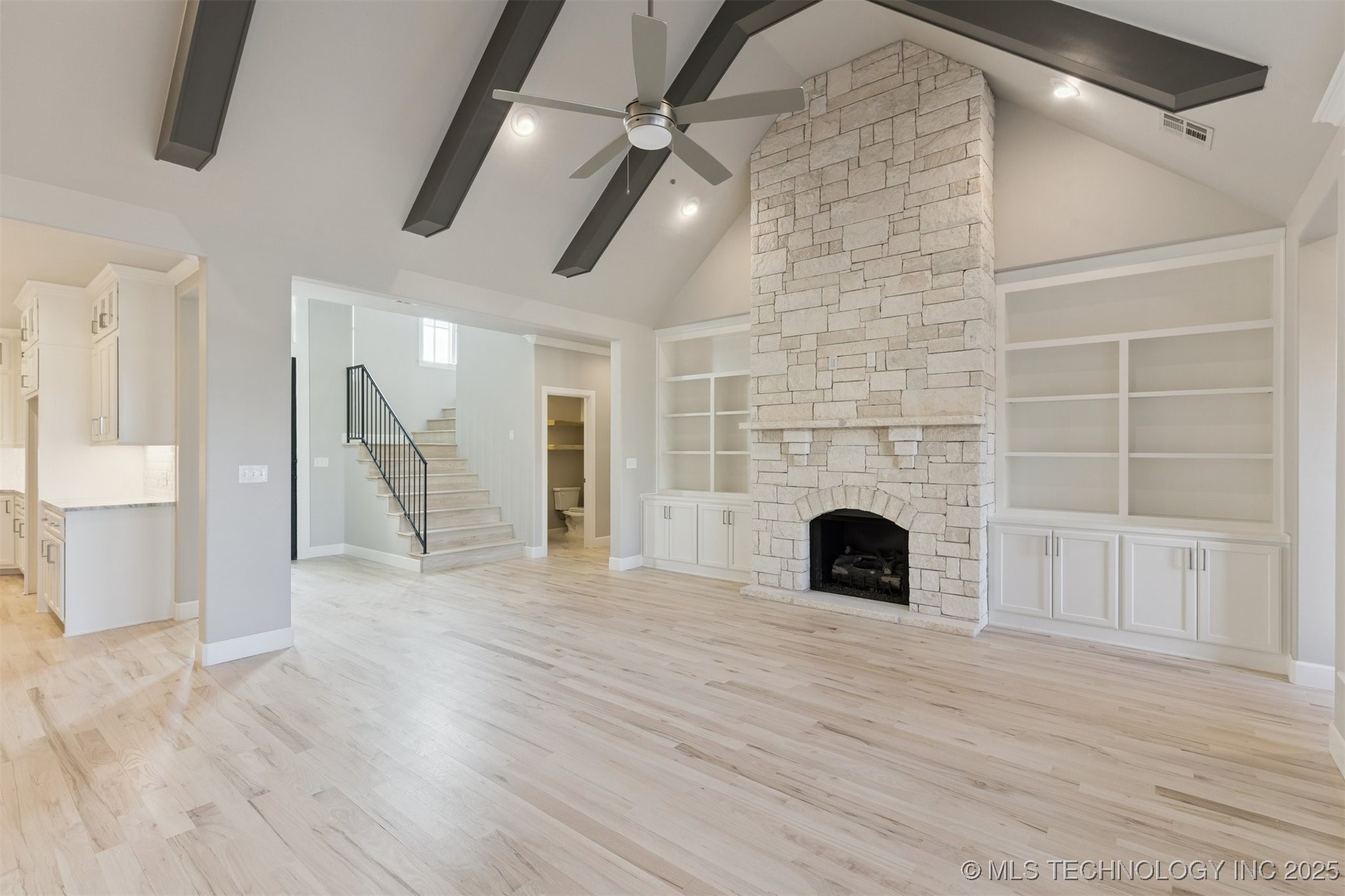 14270 S Evanston Avenue S Property Photo 5