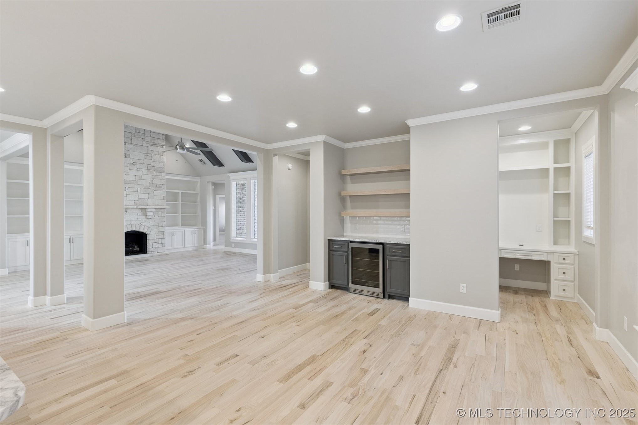 14270 S Evanston Avenue S Property Photo 14