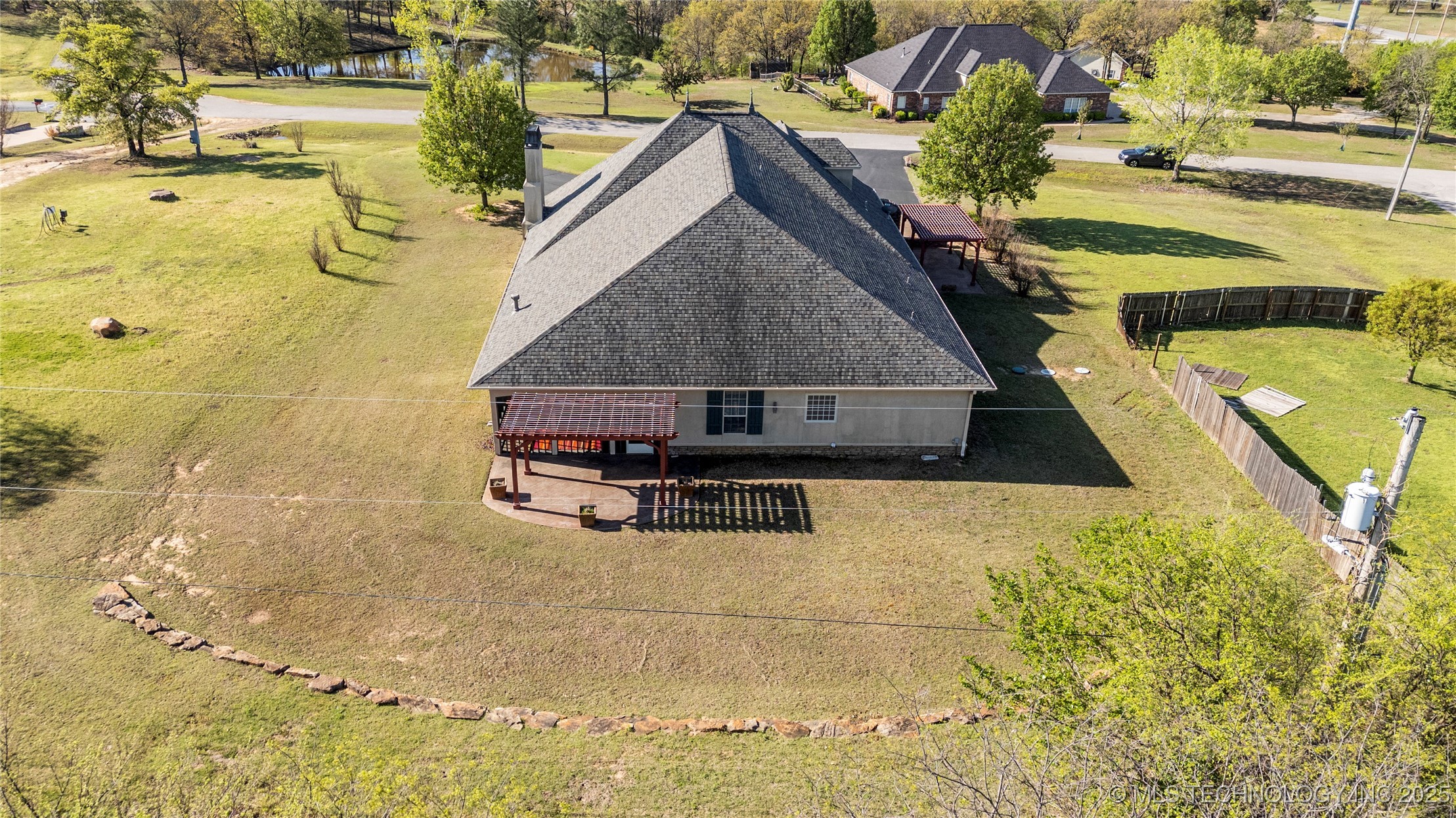 6355 Rockwood North Circle Property Photo 5