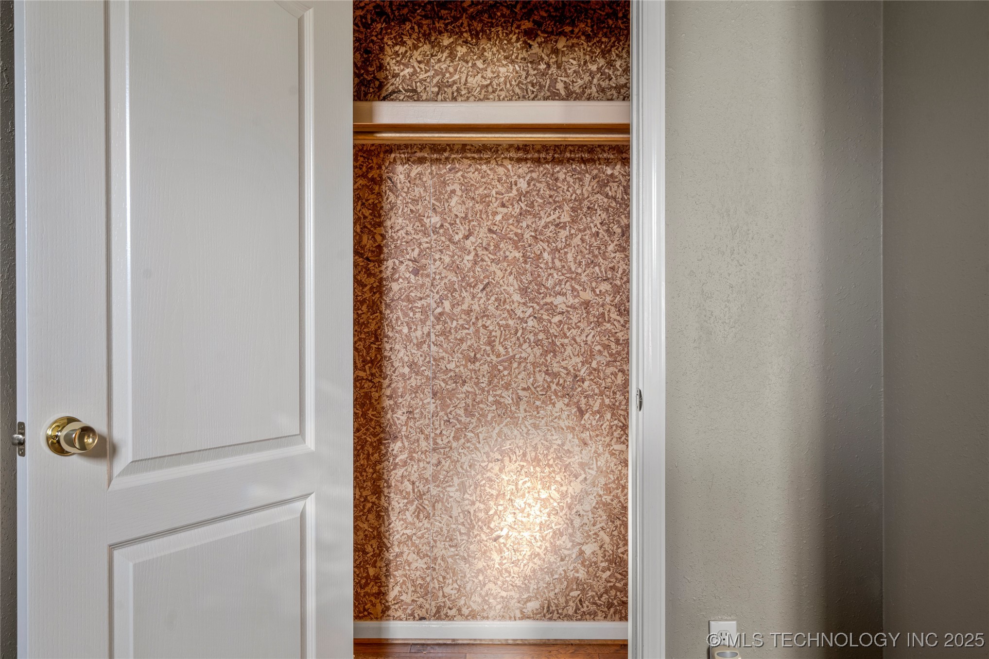 6355 Rockwood North Circle Property Photo 8