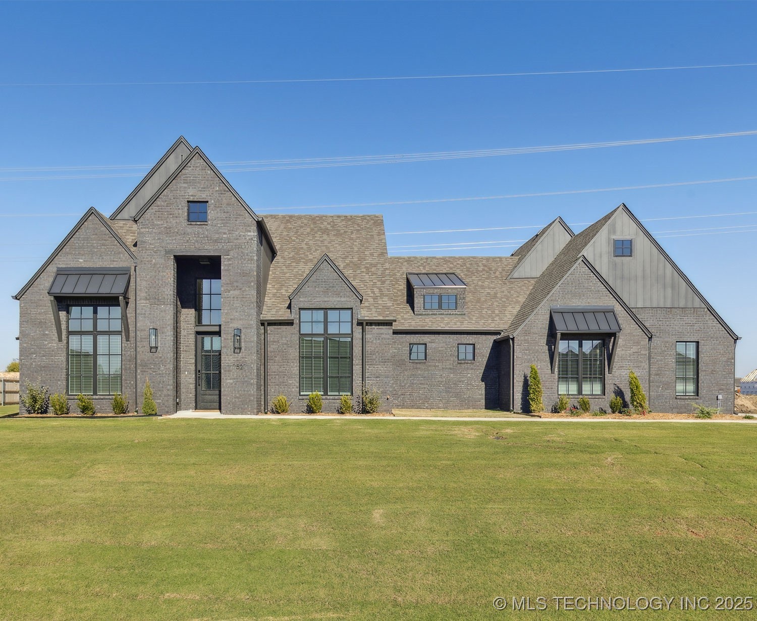 17527 S 52nd East Avenue