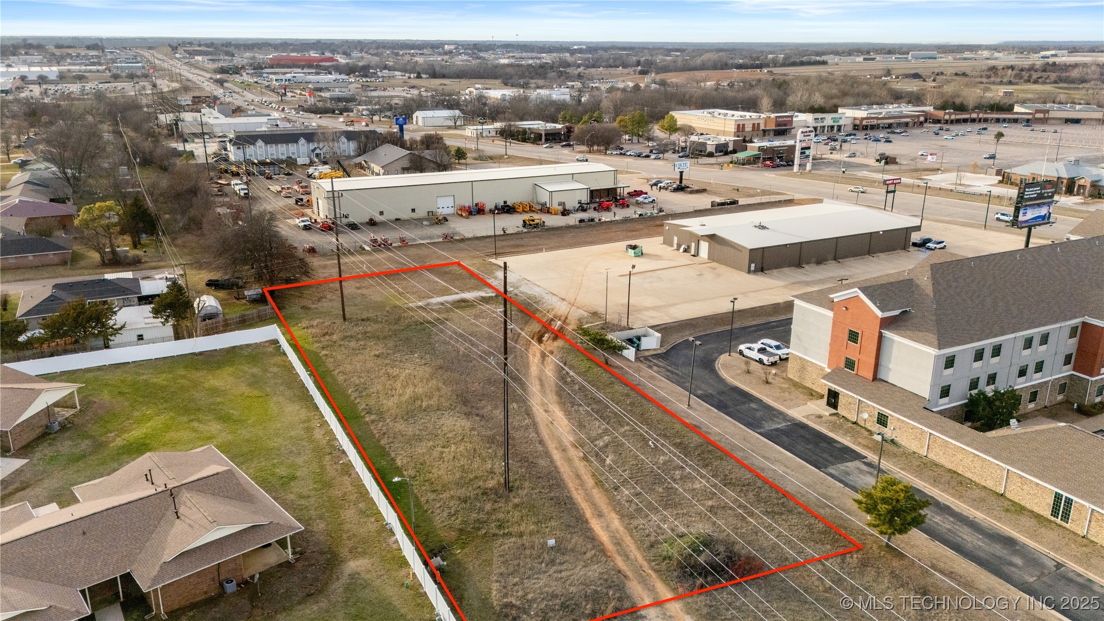 1105 Lonnie Abbott Boulevard Property Photo 7