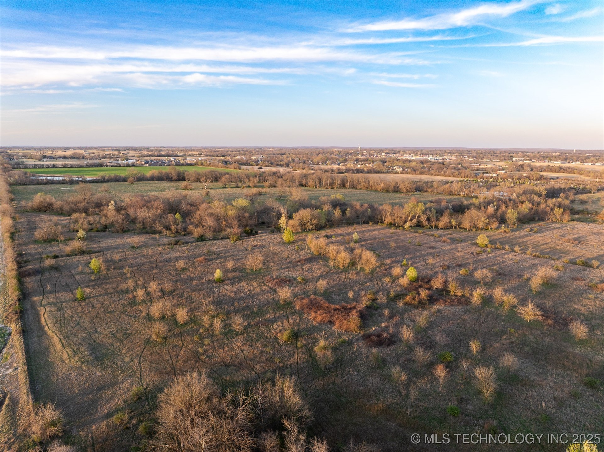 60 E 740 Road Property Photo 19