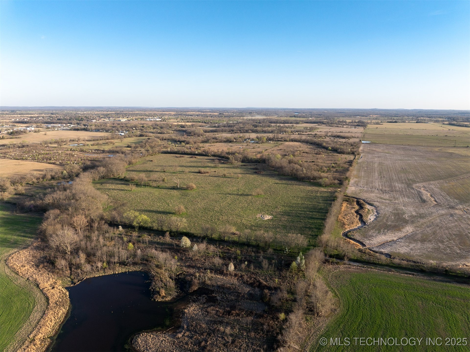 60 E 740 Road Property Photo 36