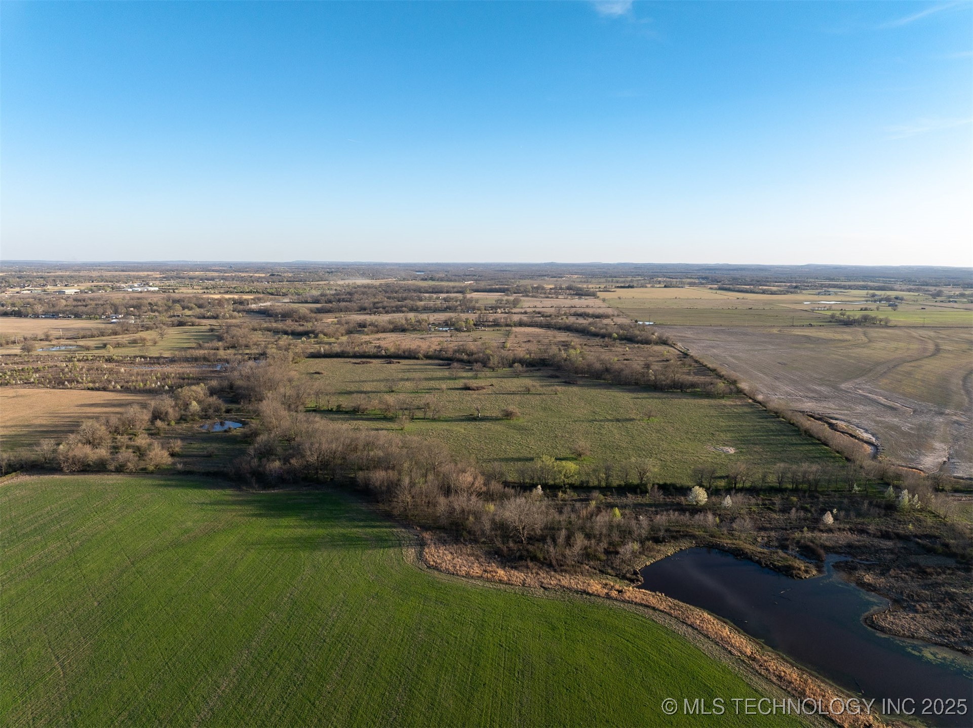 60 E 740 Road Property Photo 37