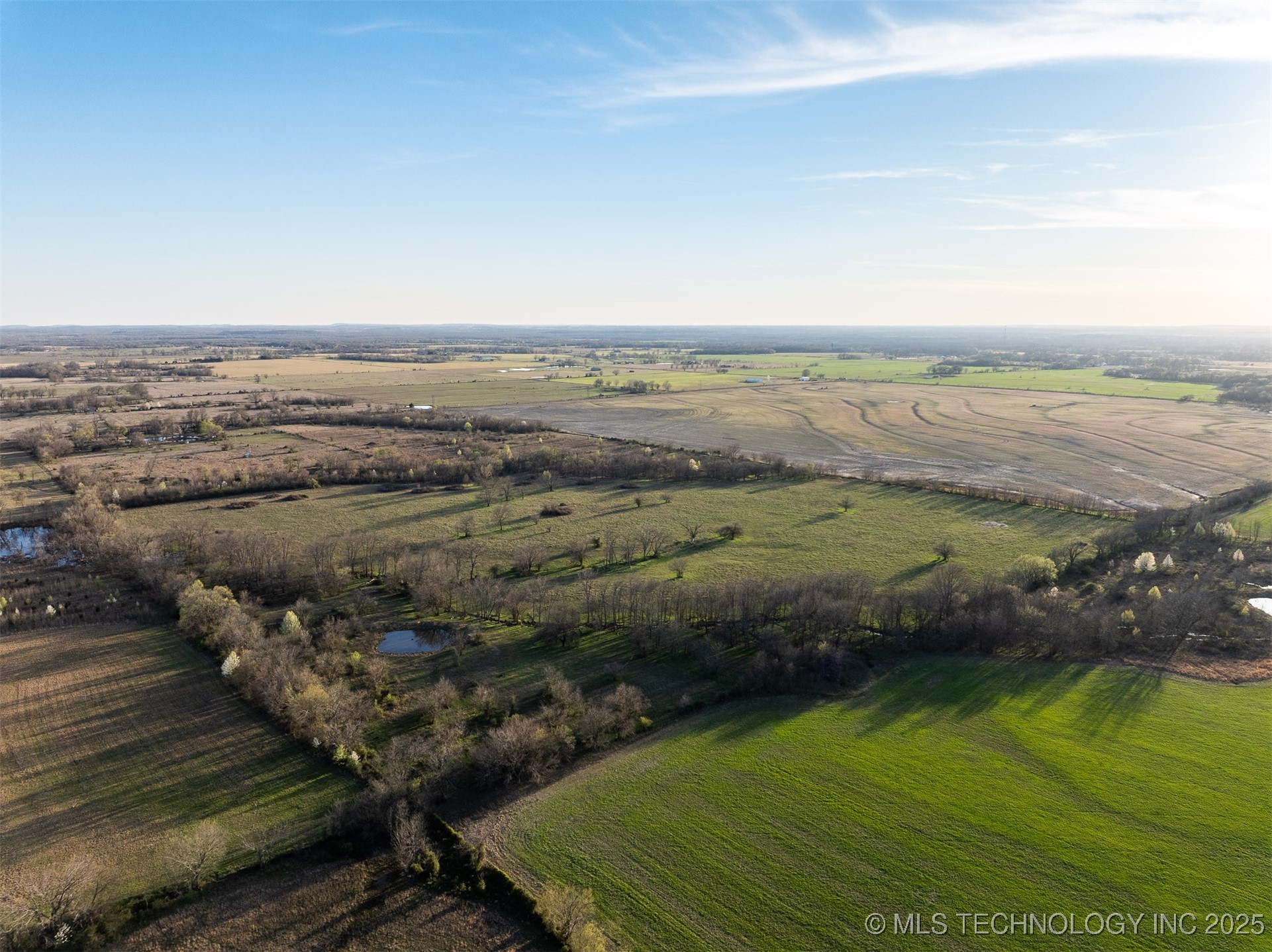 60 E 740 Road Property Photo 39