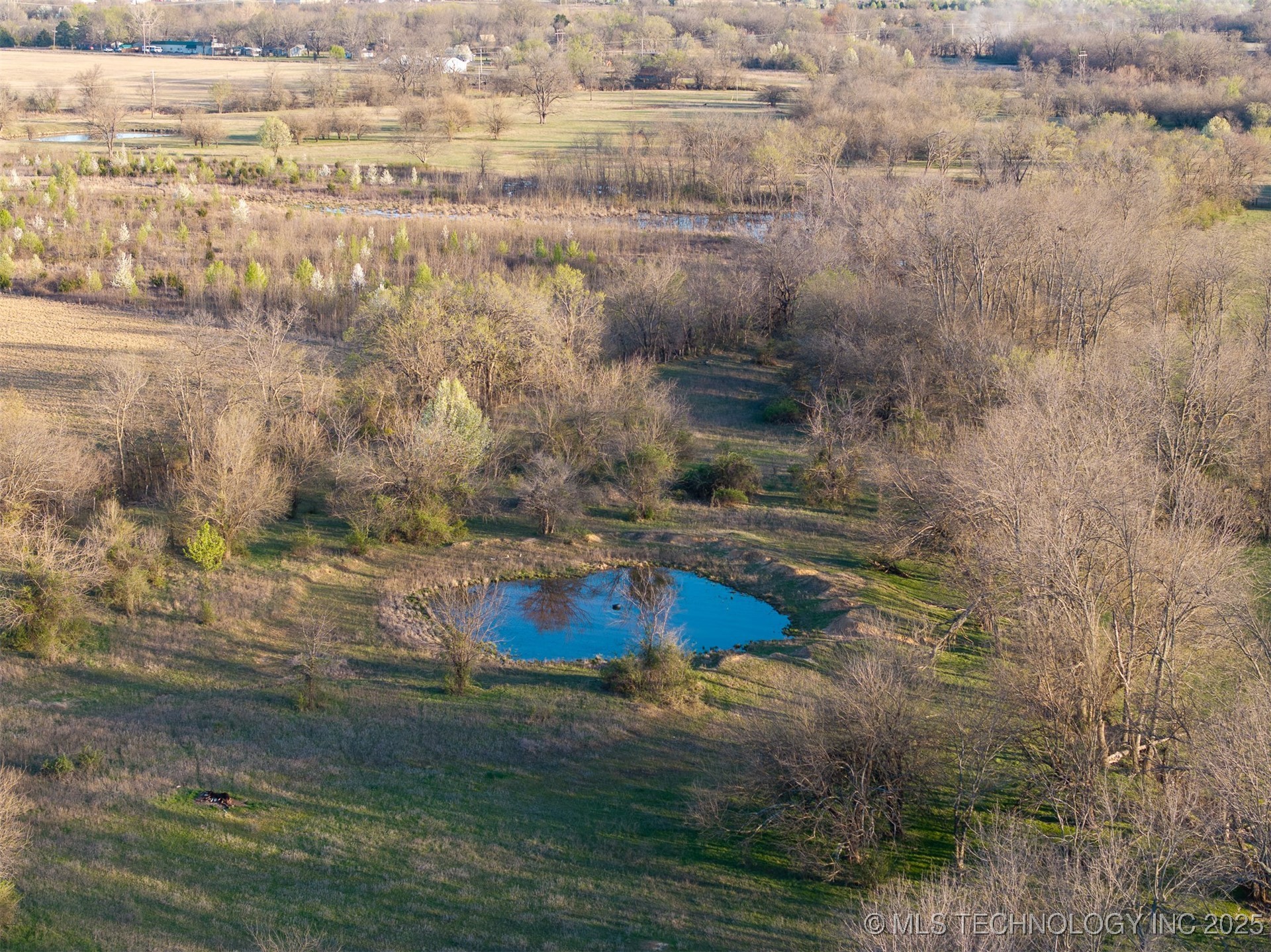 60 E 740 Road Property Photo 42