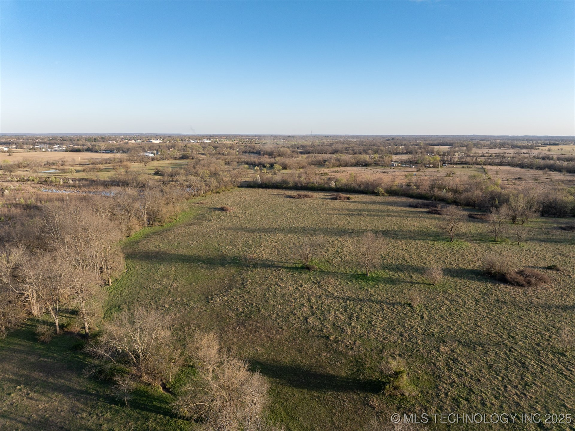 60 E 740 Road Property Photo 46