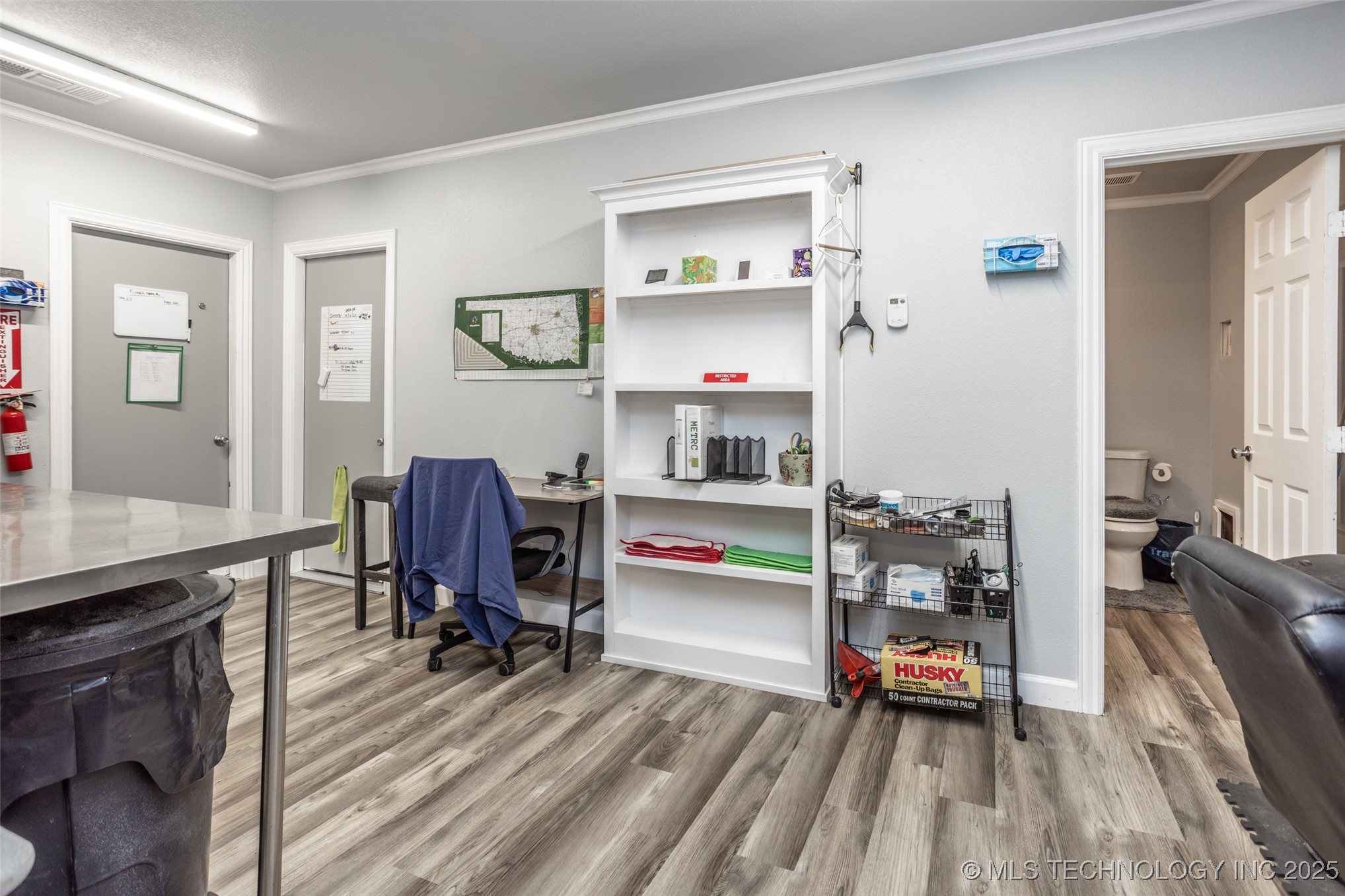 22127 Jimbo Property Photo 4