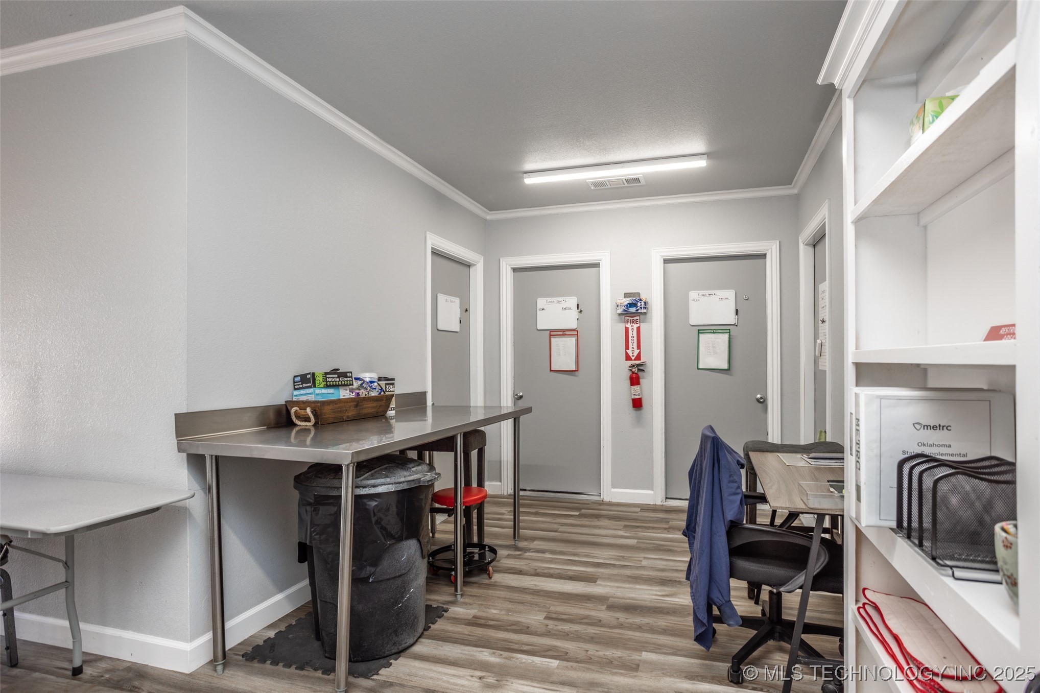 22127 Jimbo Property Photo 7