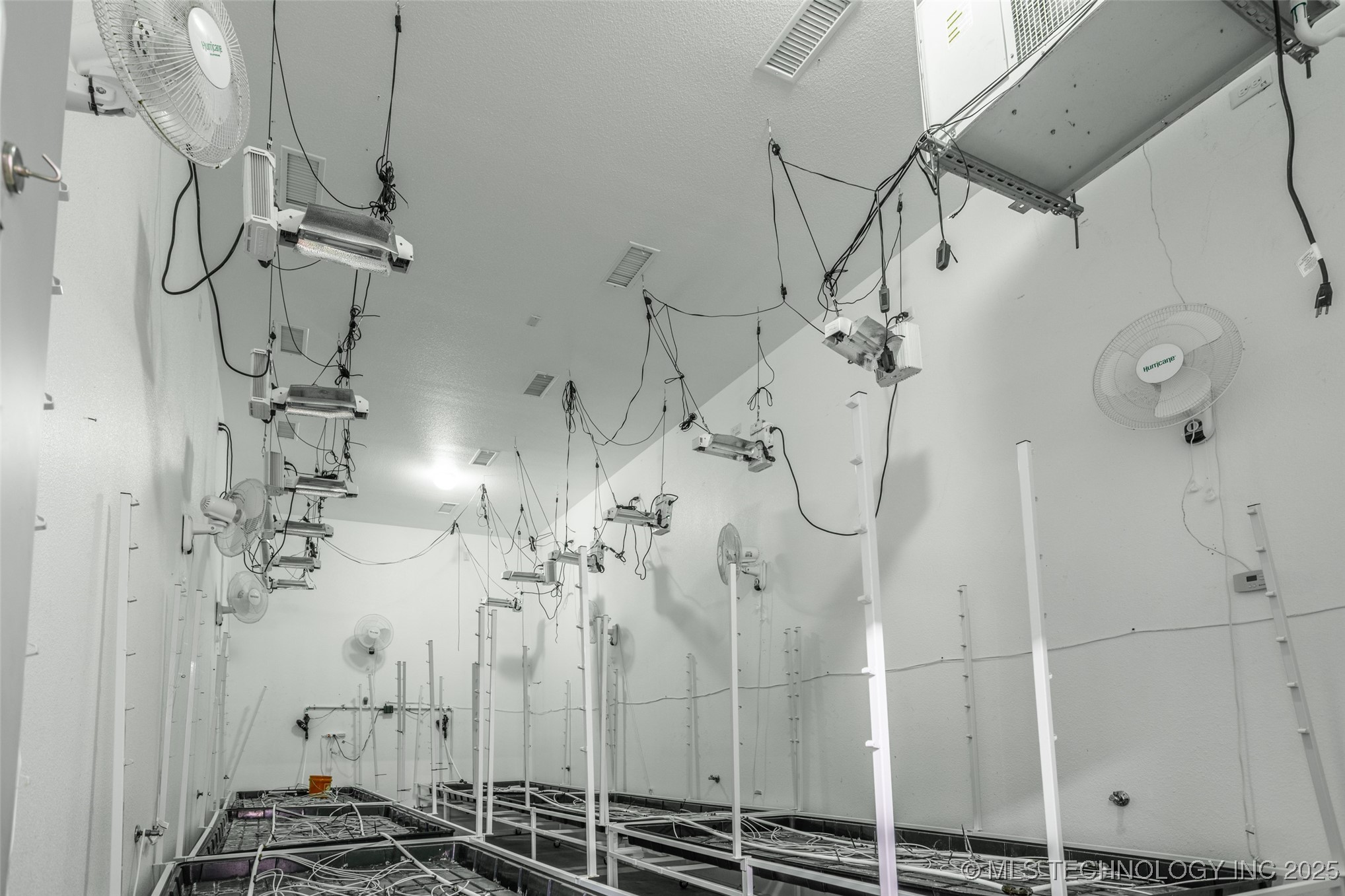 22127 Jimbo Property Photo 15