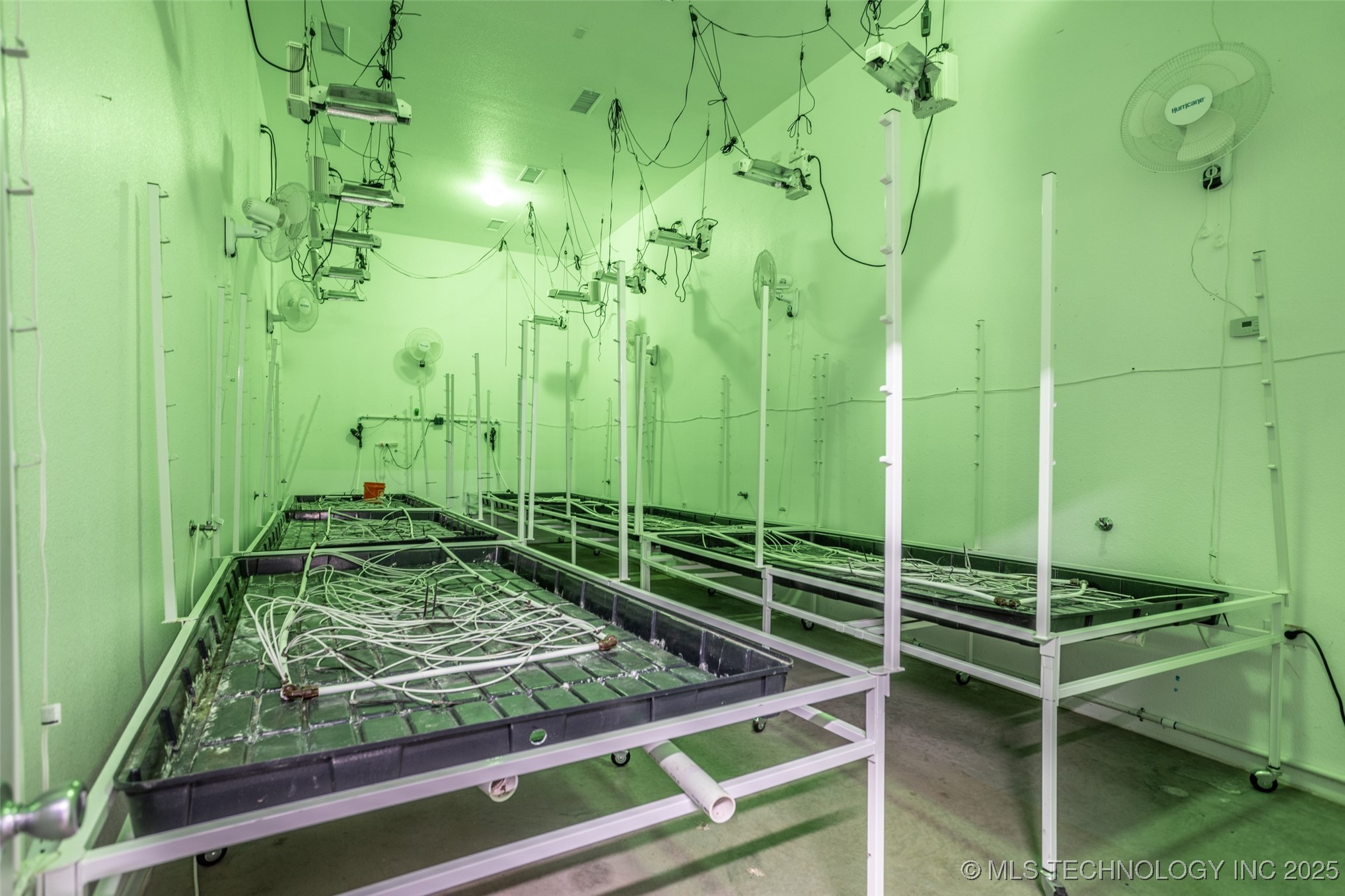 22127 Jimbo Property Photo 18