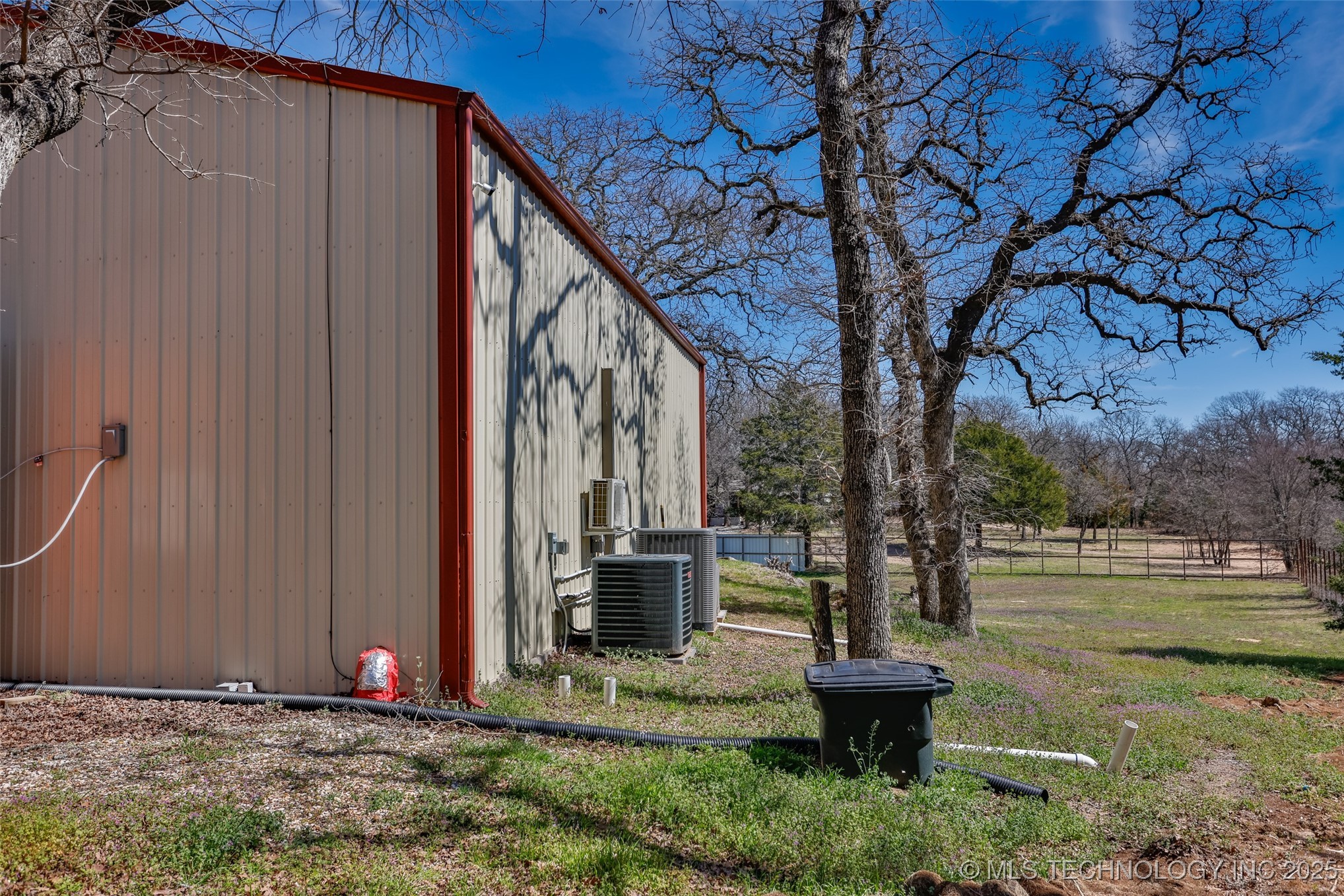 22127 Jimbo Property Photo 24