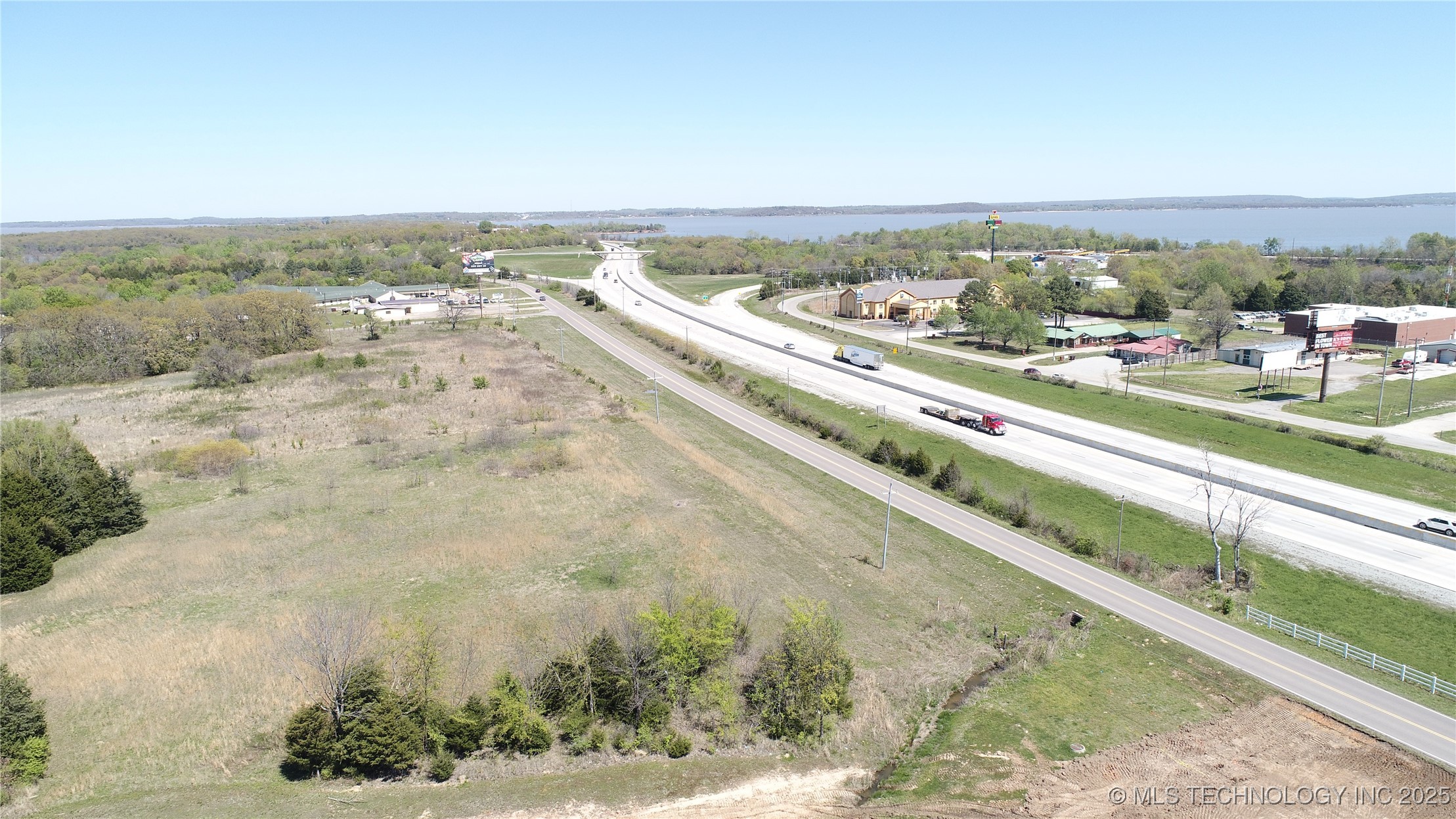 5 Eunice Burns Road Property Photo 4