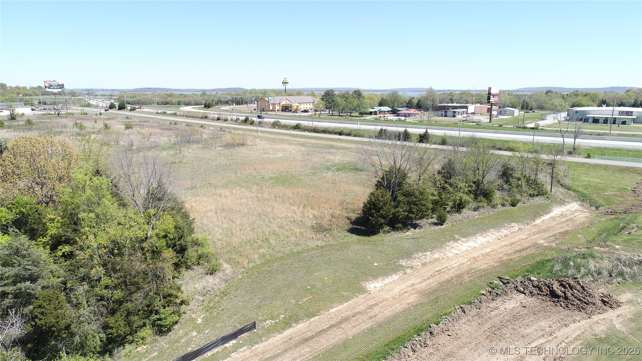 5 Eunice Burns Road Property Photo 8