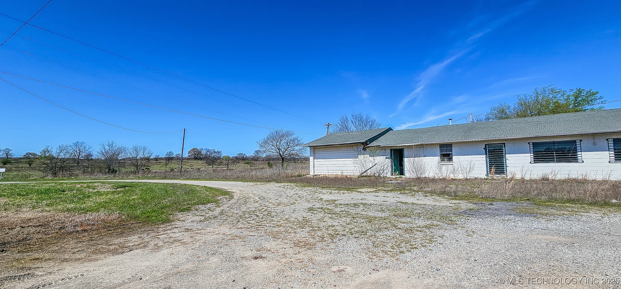 1 Hwy 9 W Property Photo 4