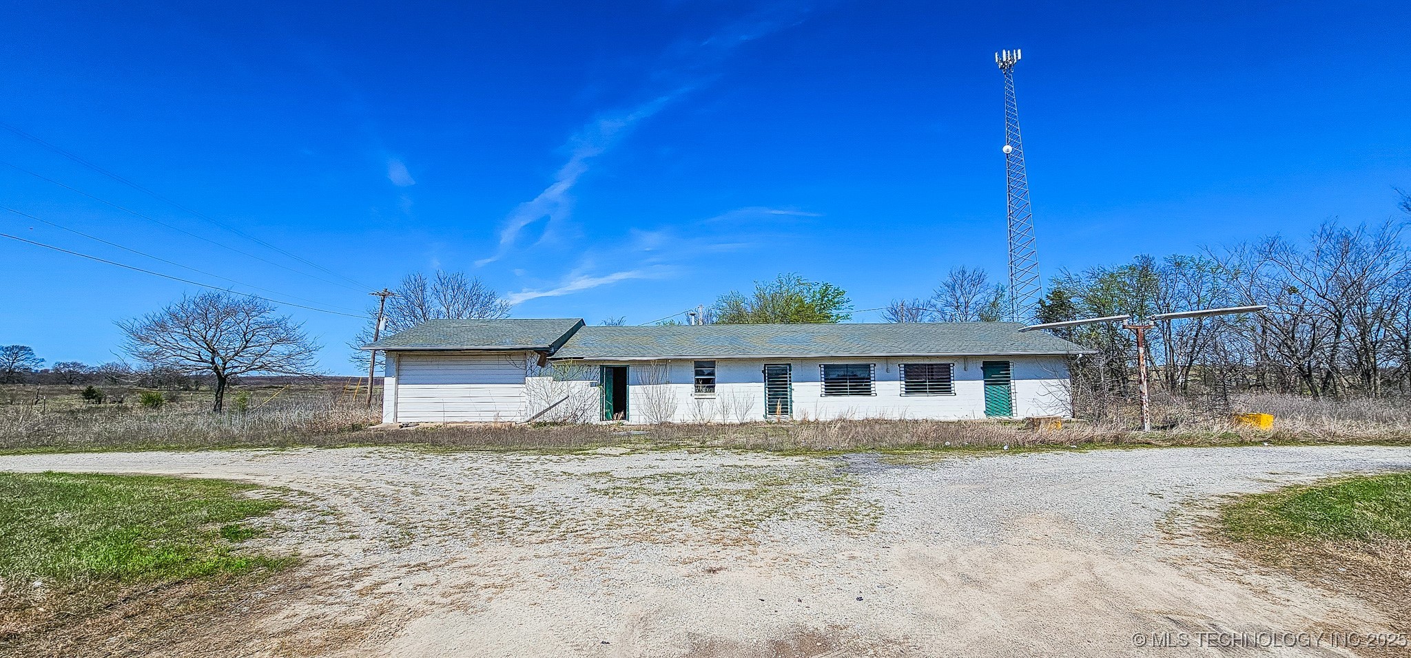 1 Hwy 9 W Property Photo 18