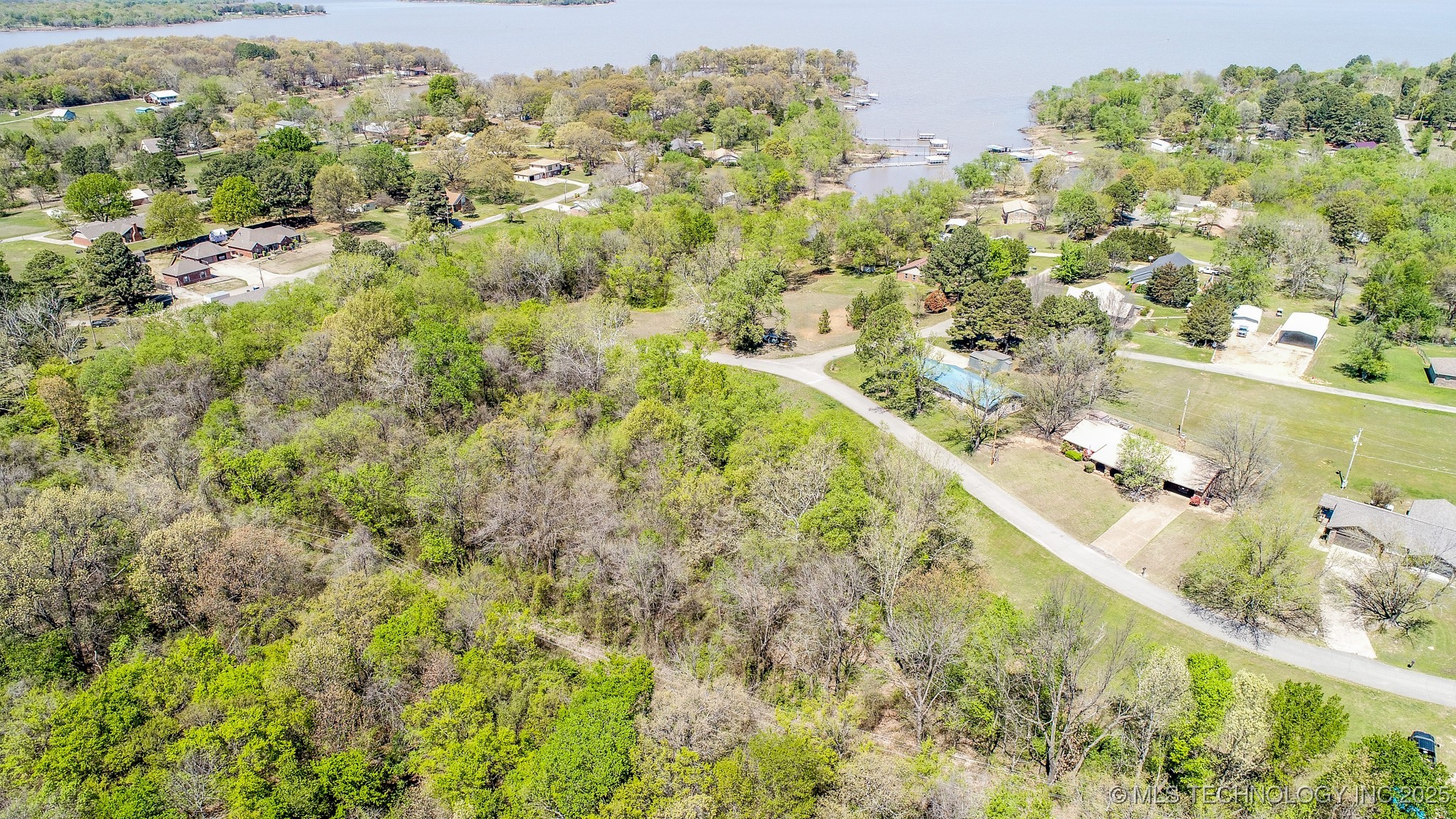 7 Coon Creek Drive Property Photo 3