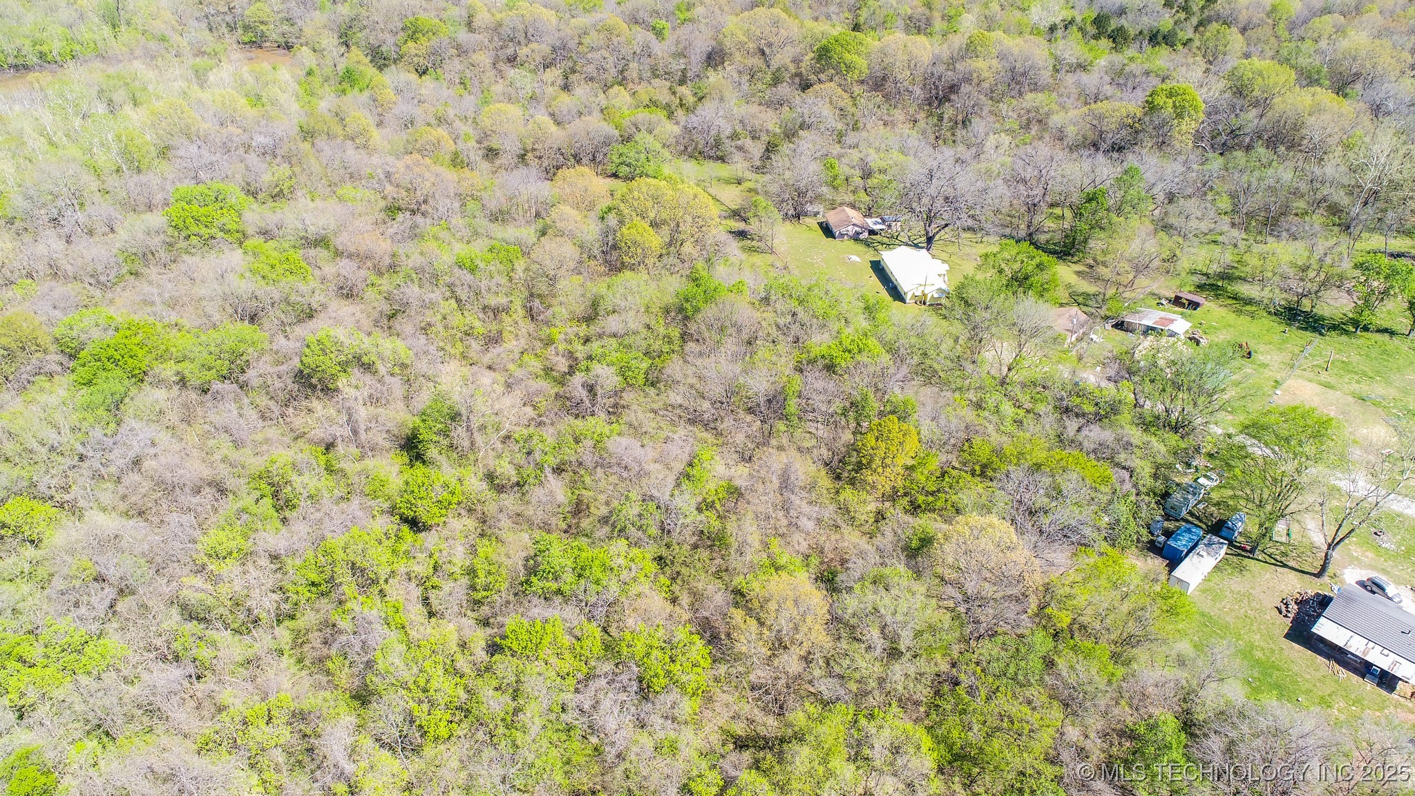 90 Chief Jim Road Property Photo 5