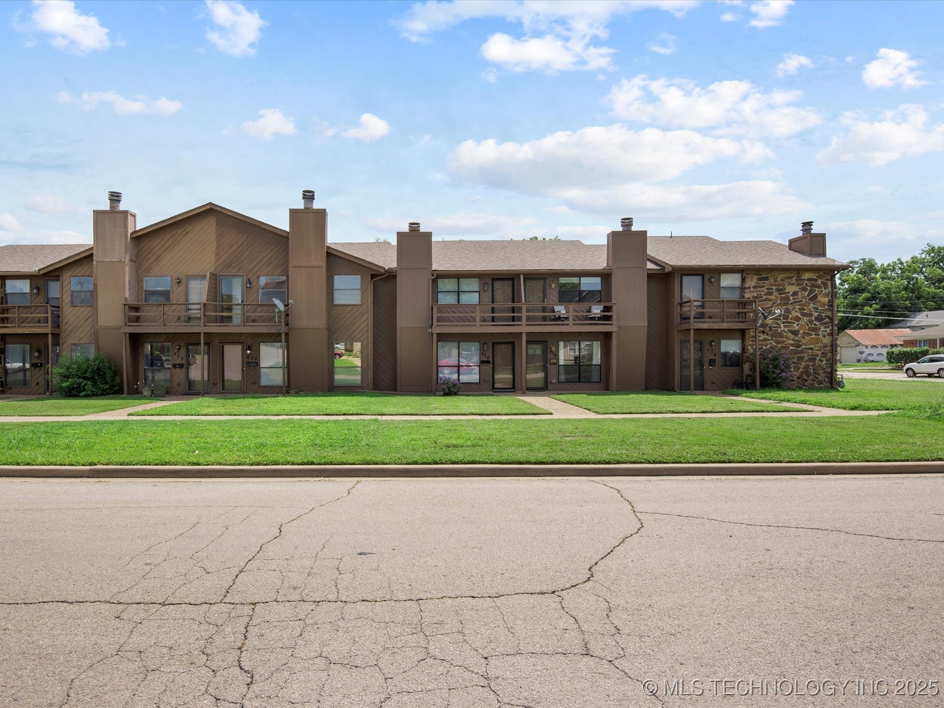 428 S Shawnee Avenue Property Photo 3