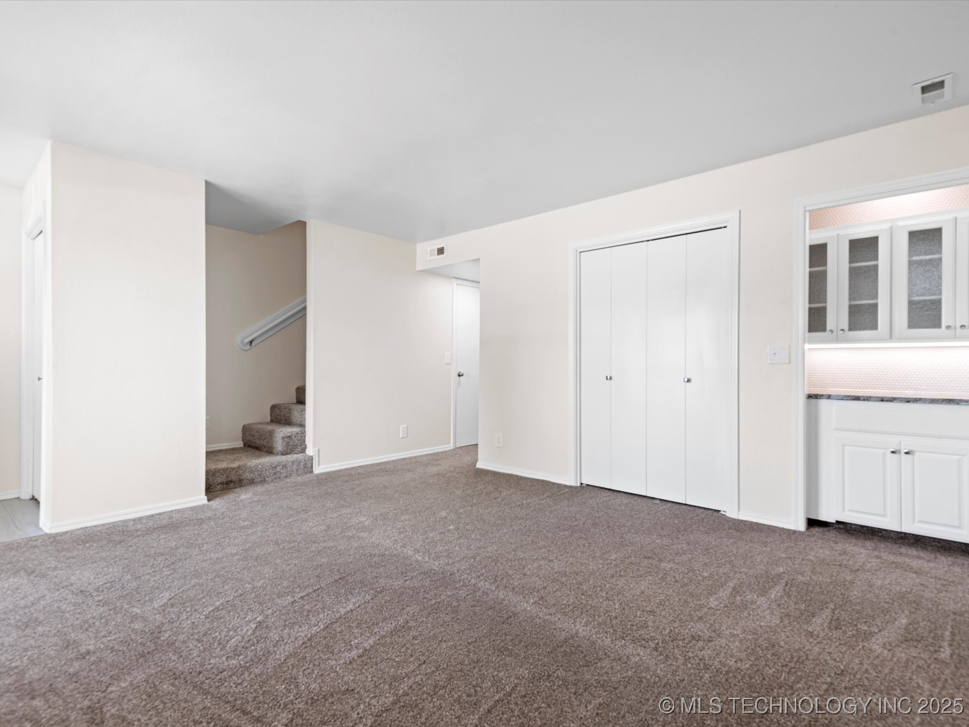 428 S Shawnee Avenue Property Photo 6