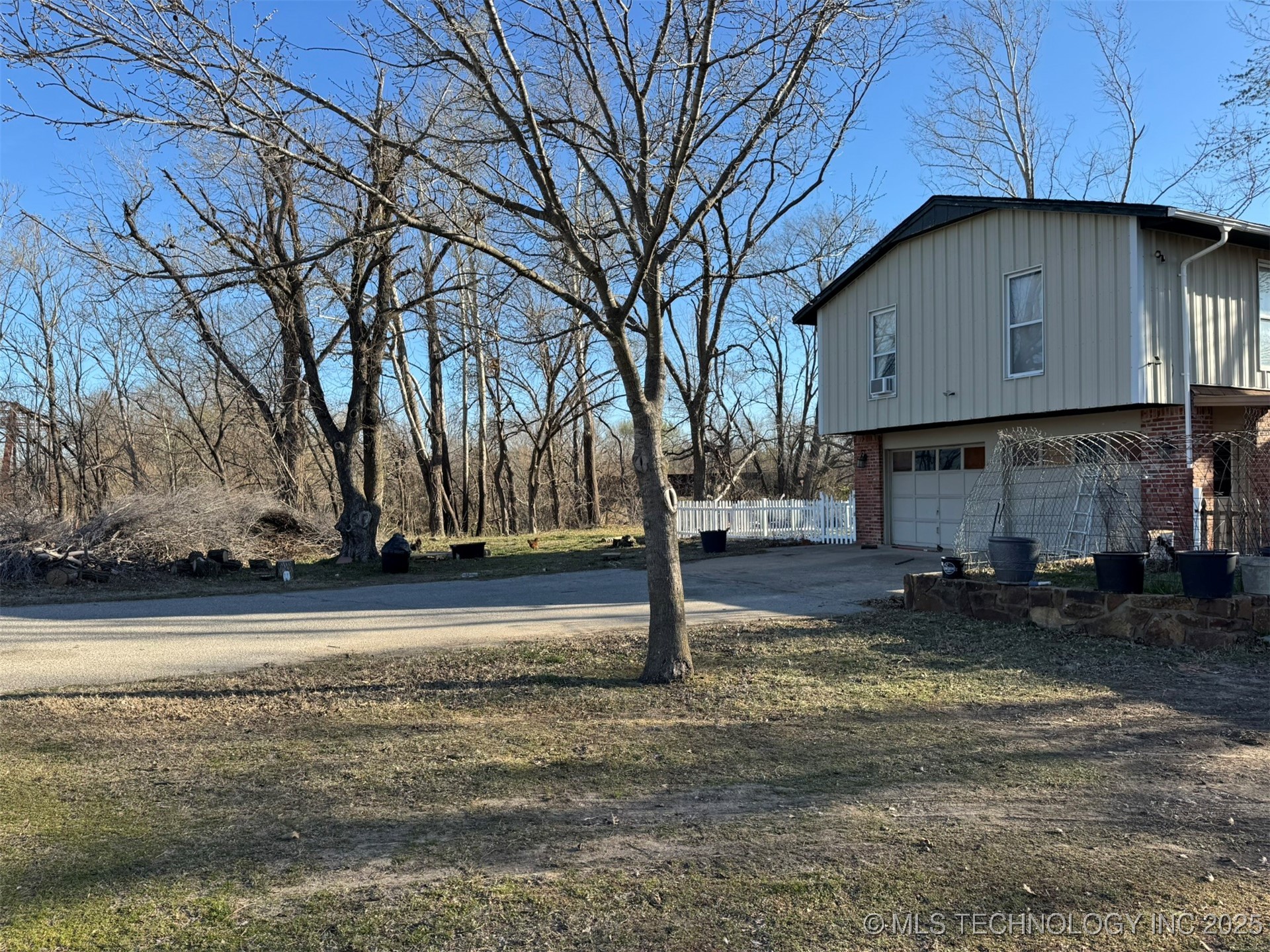 20850 N 3946 Road Property Photo 4