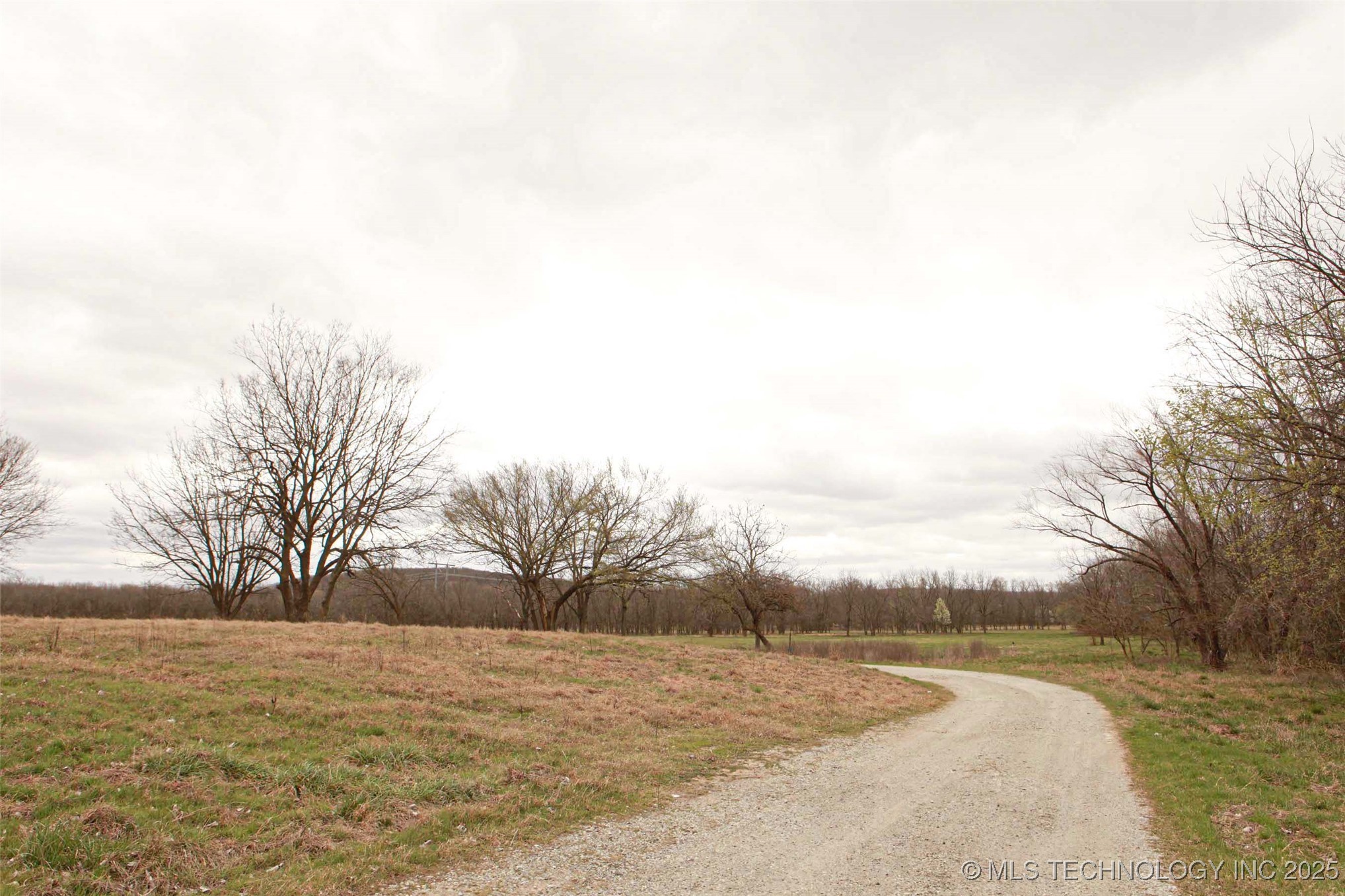 2012 W 88th Street North Property Photo 4