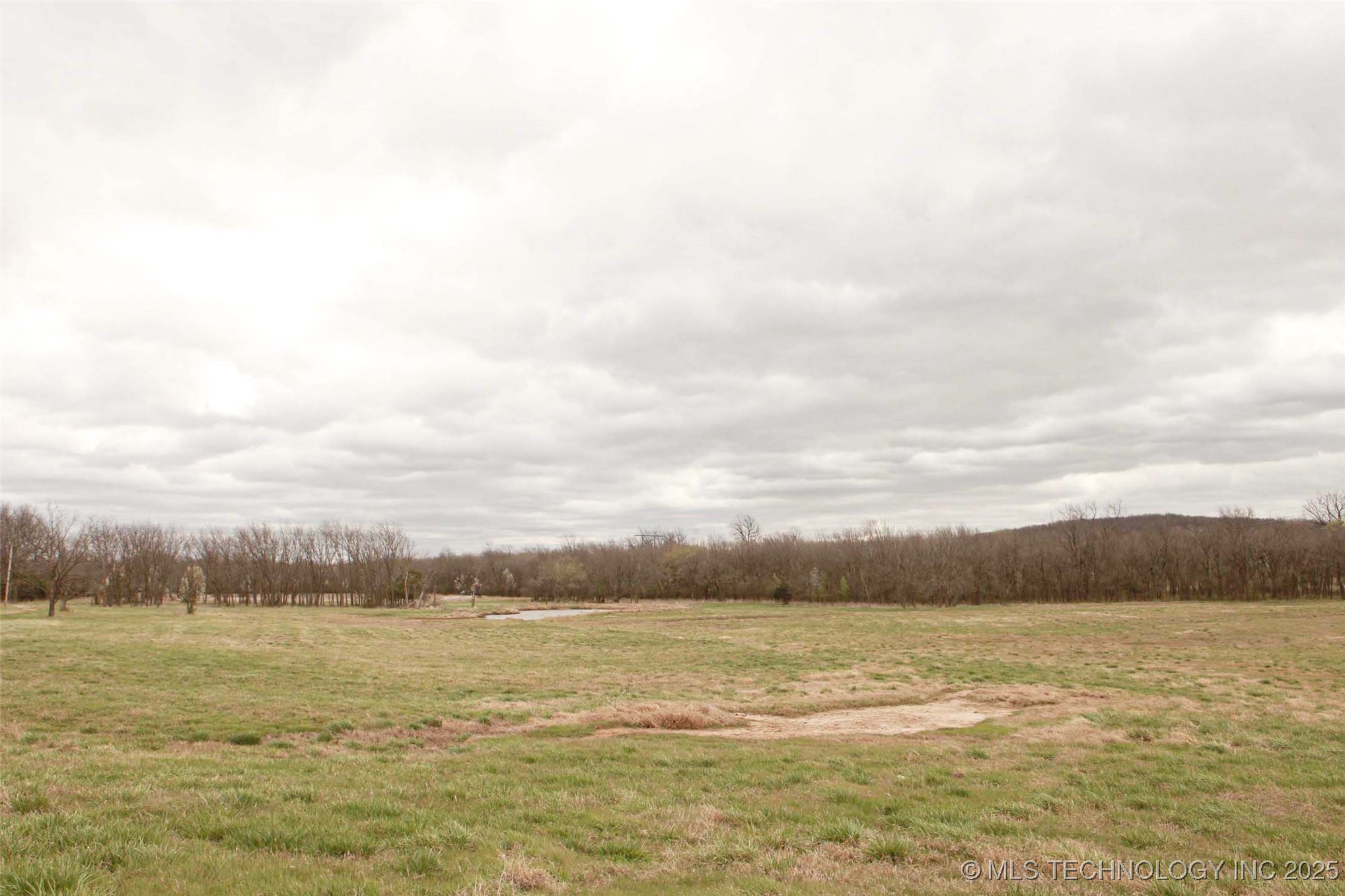 2012 W 88th Street North Property Photo 8